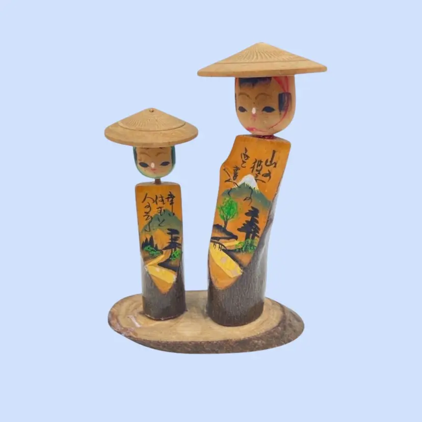 #422- Vintage Kokeshi Figurine Wood Dolls Japan
