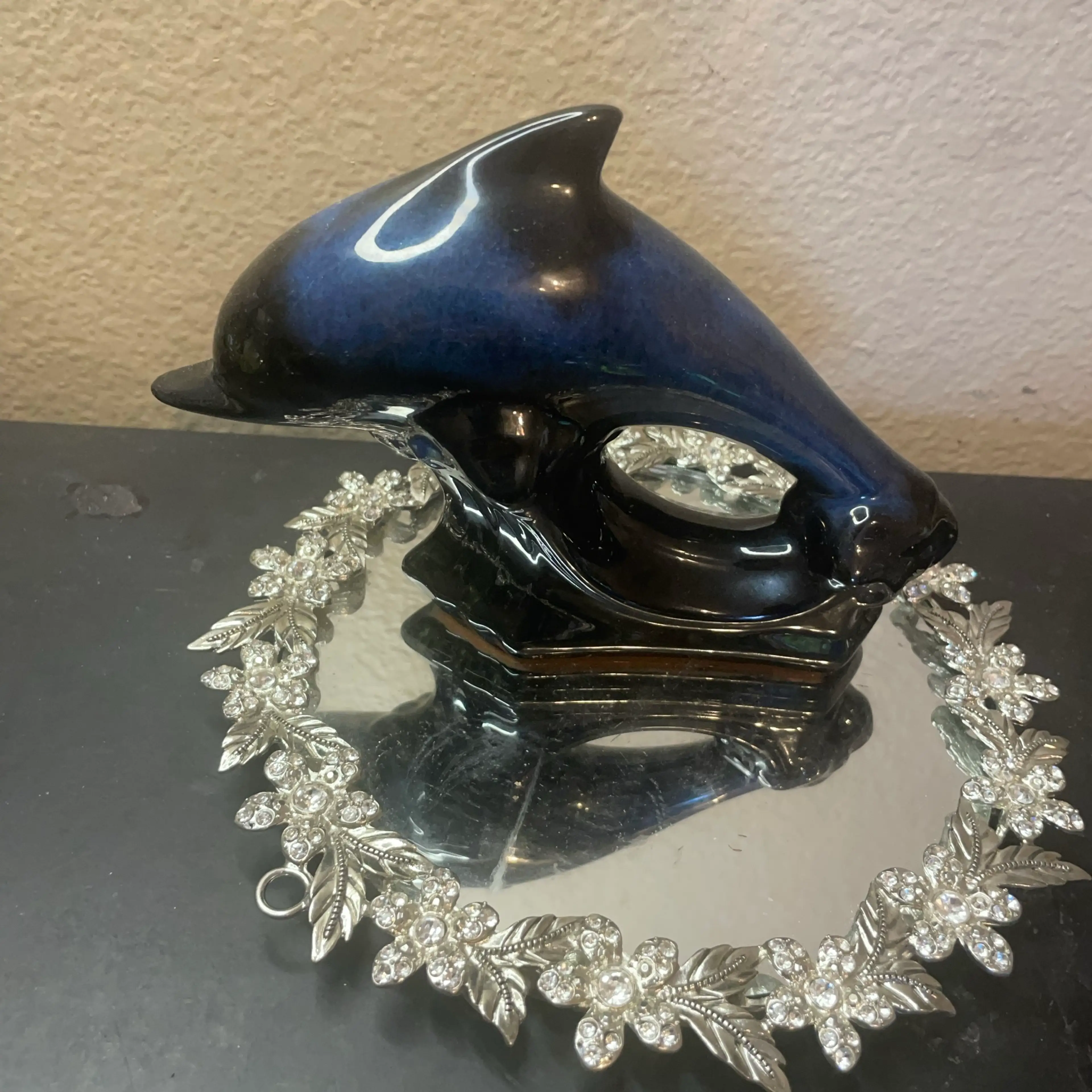 Image 3 of 7