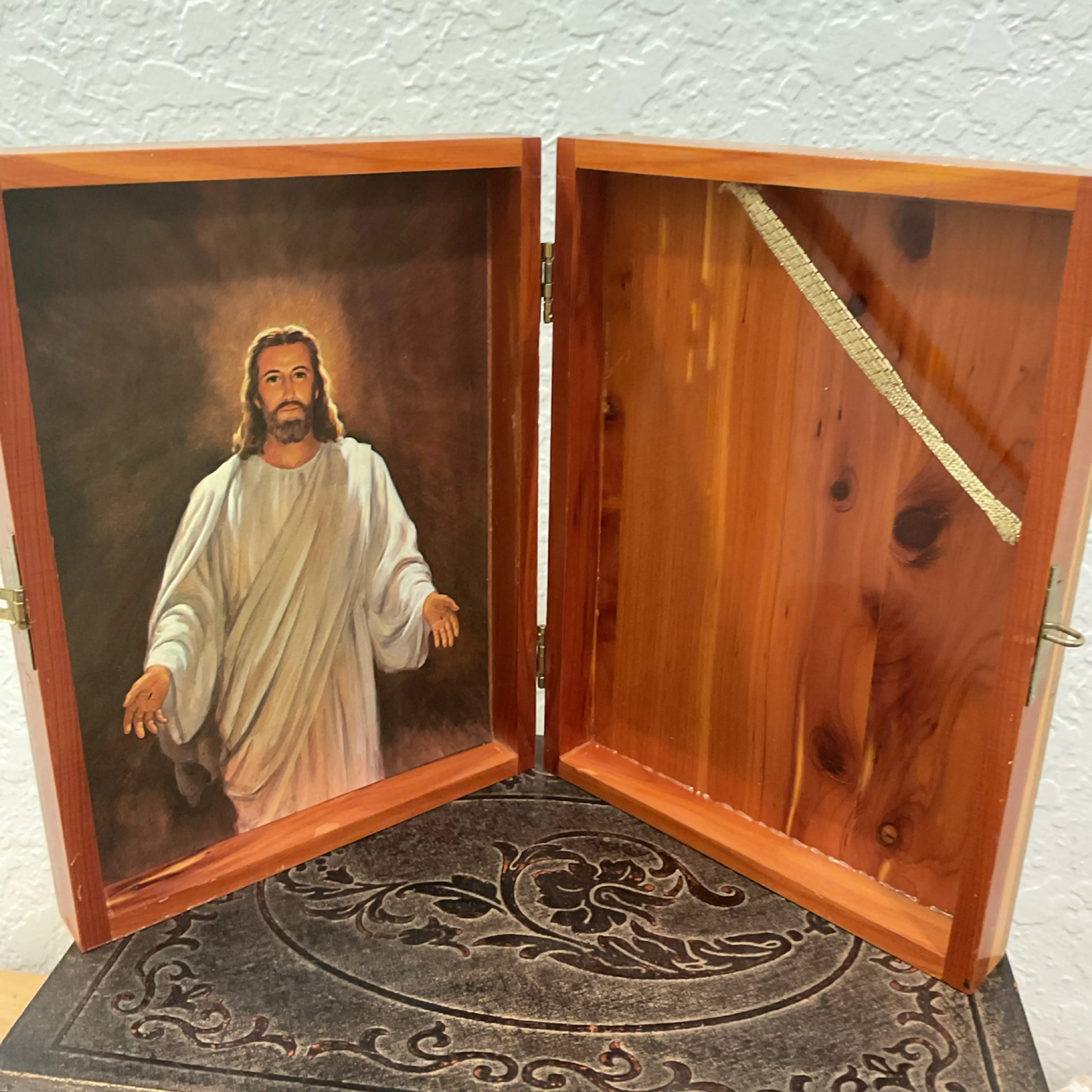 Image 2 of 2