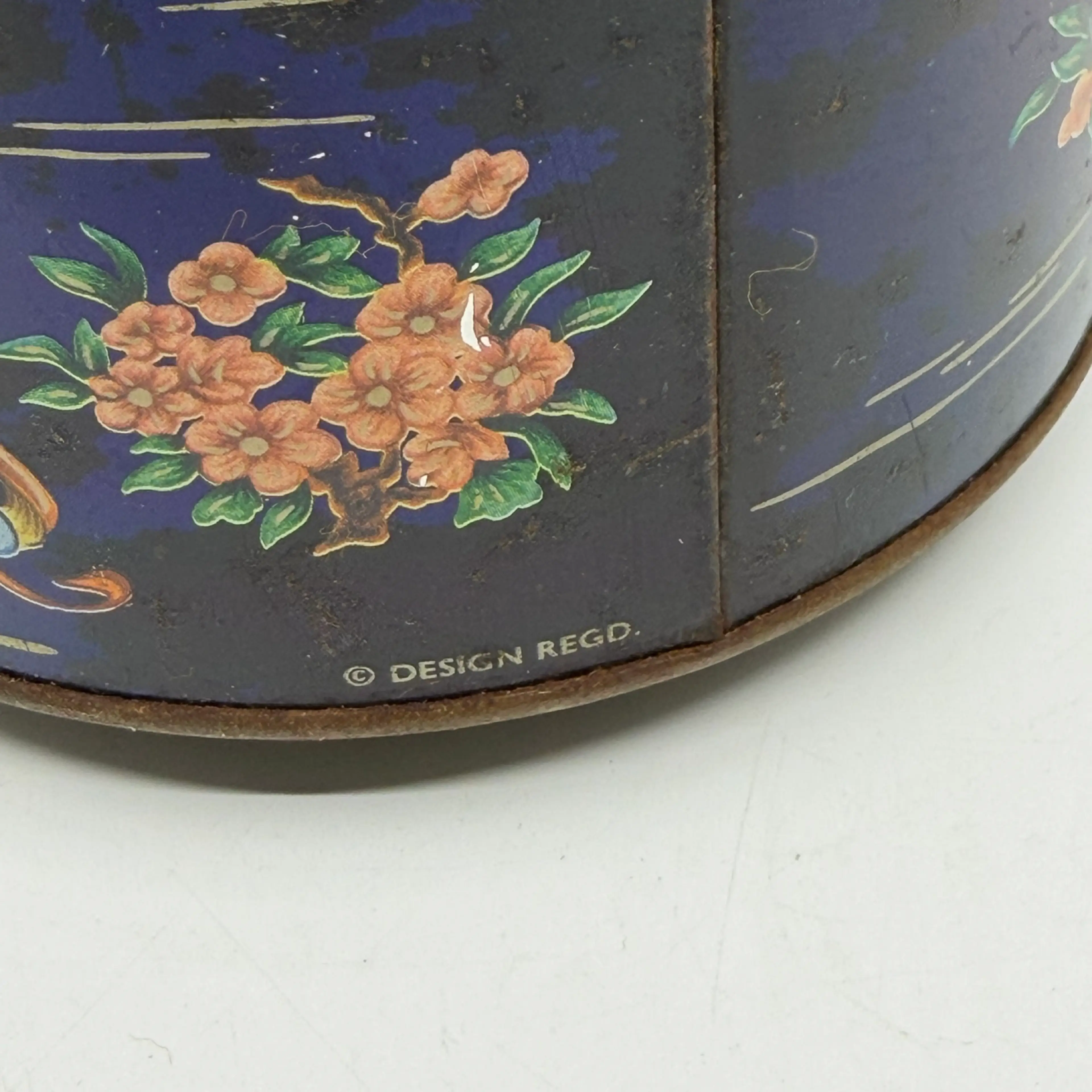 Image 4 of 8