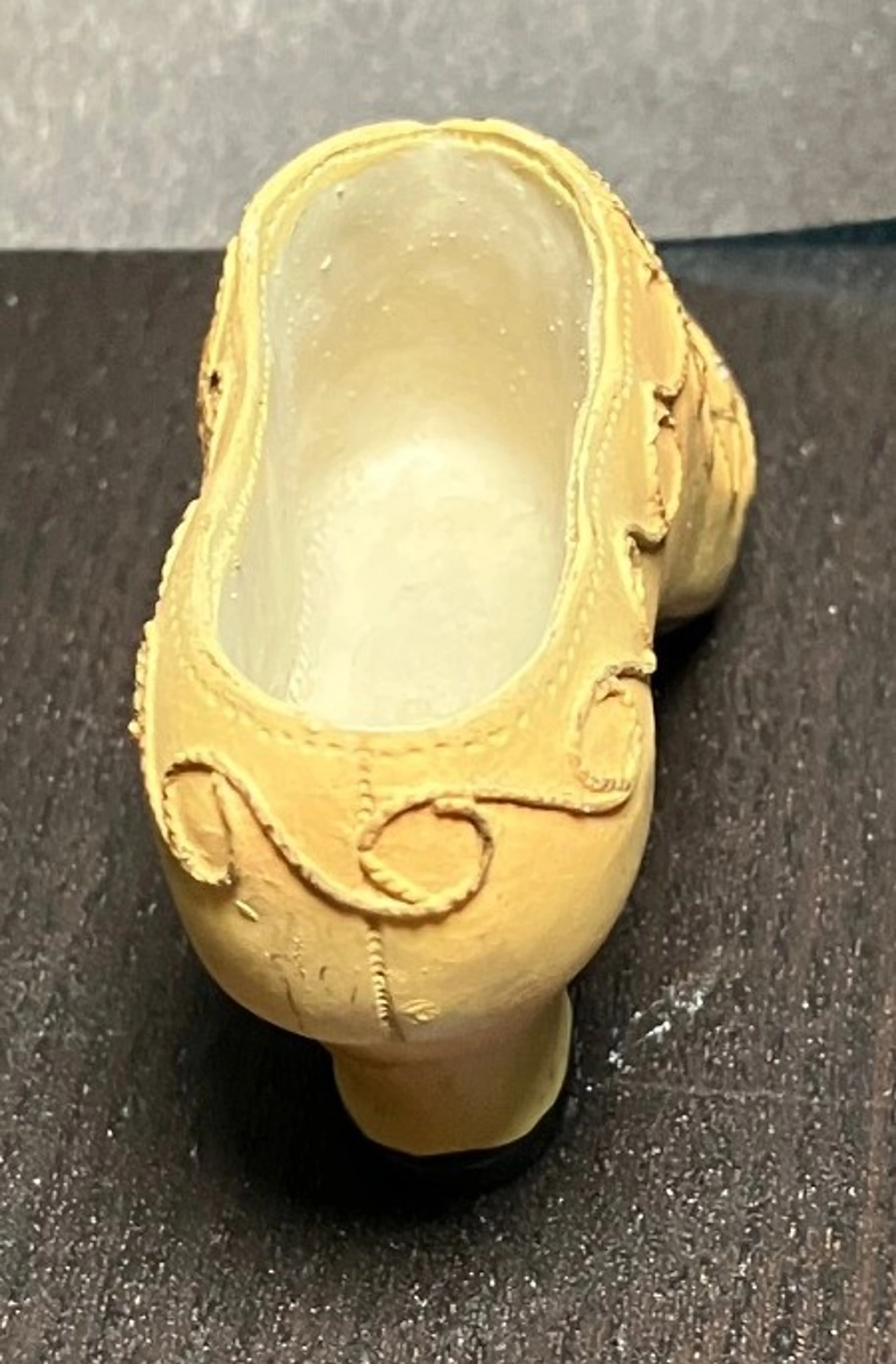 Image 4 of 6