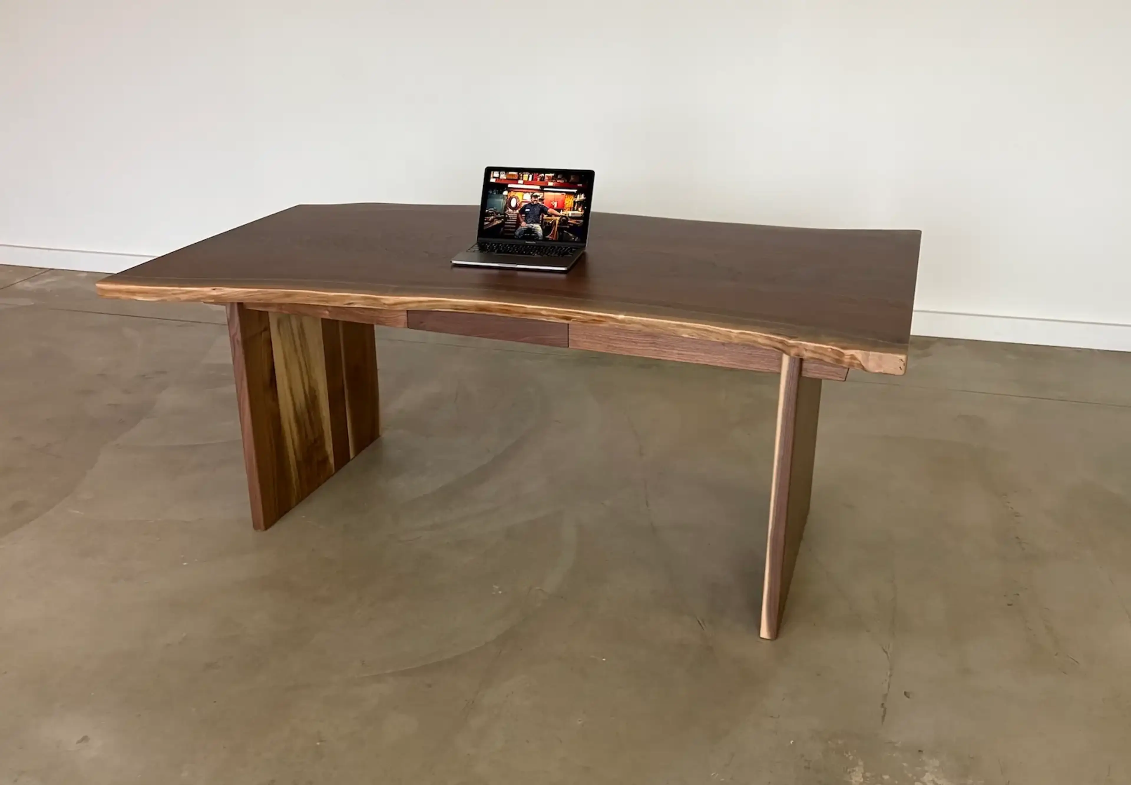 Malibu Desk