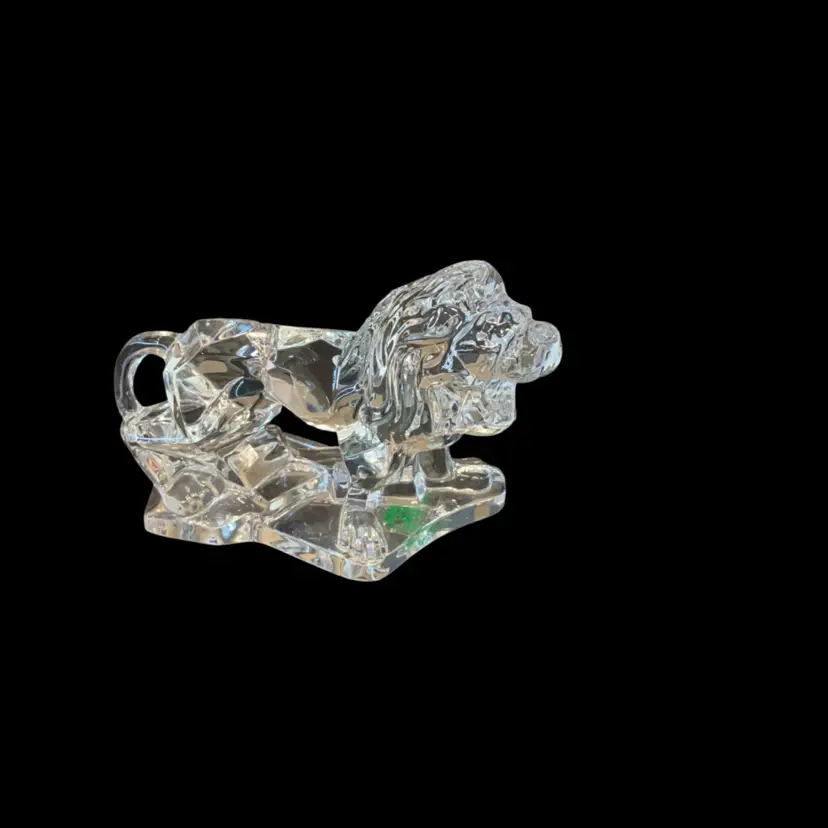VTG KristolKolor Lion Figurine/Paperweight.