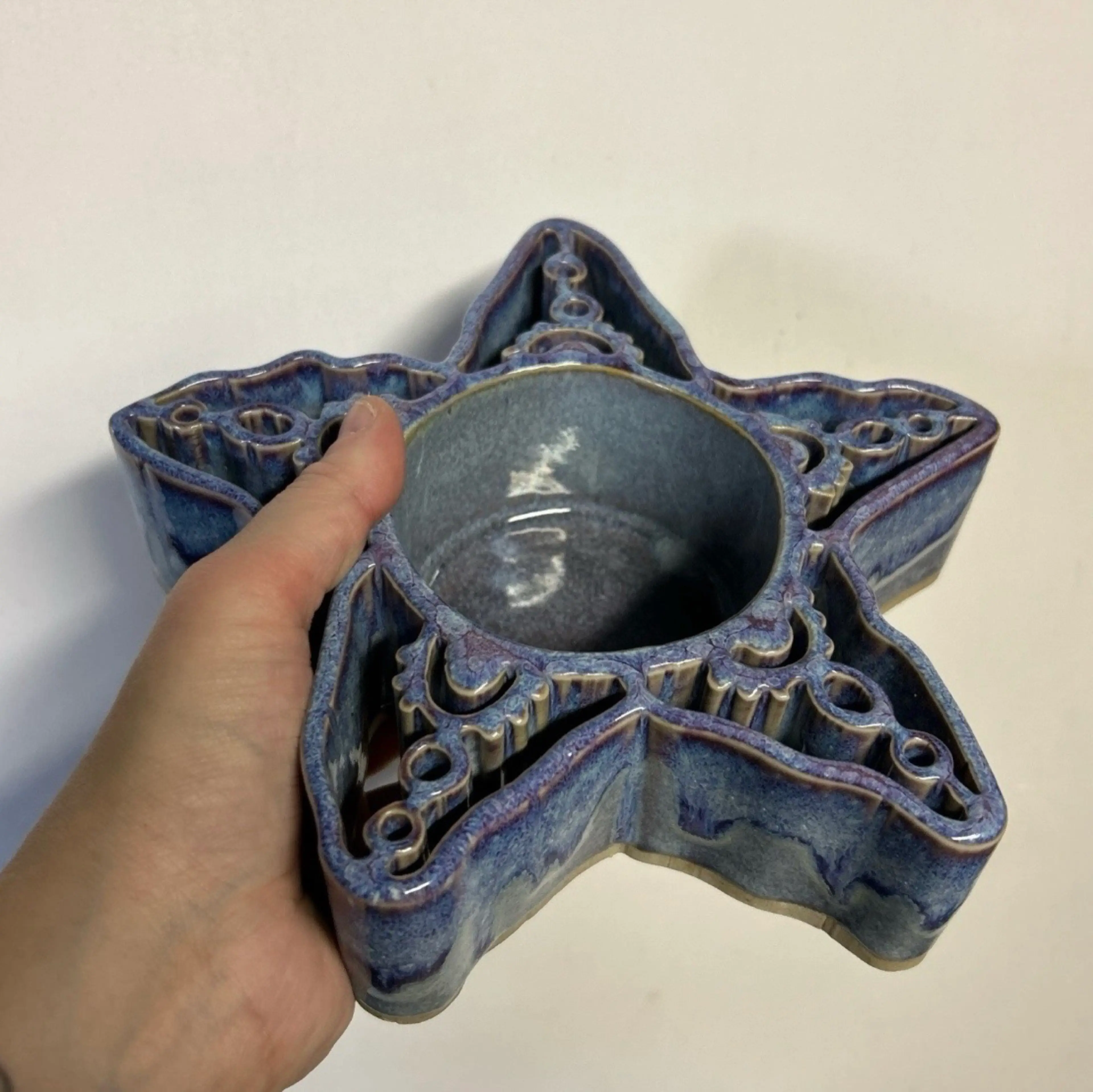 Image 2 of 7