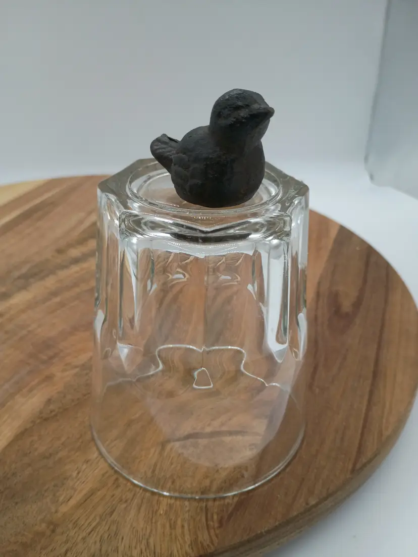 Miniature Cast Iron Song Bird Wren Figurine .