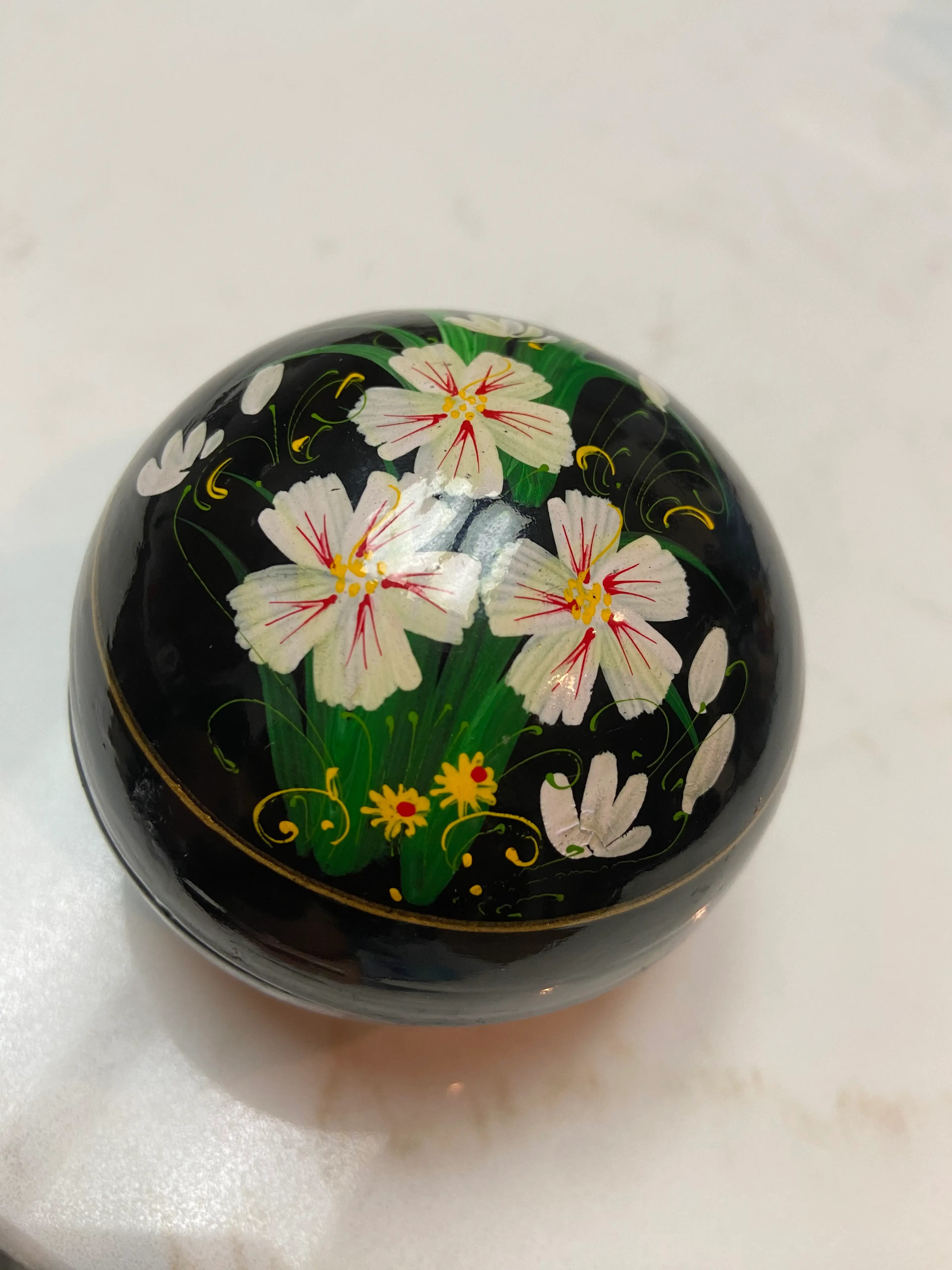 Image 2 of 6
