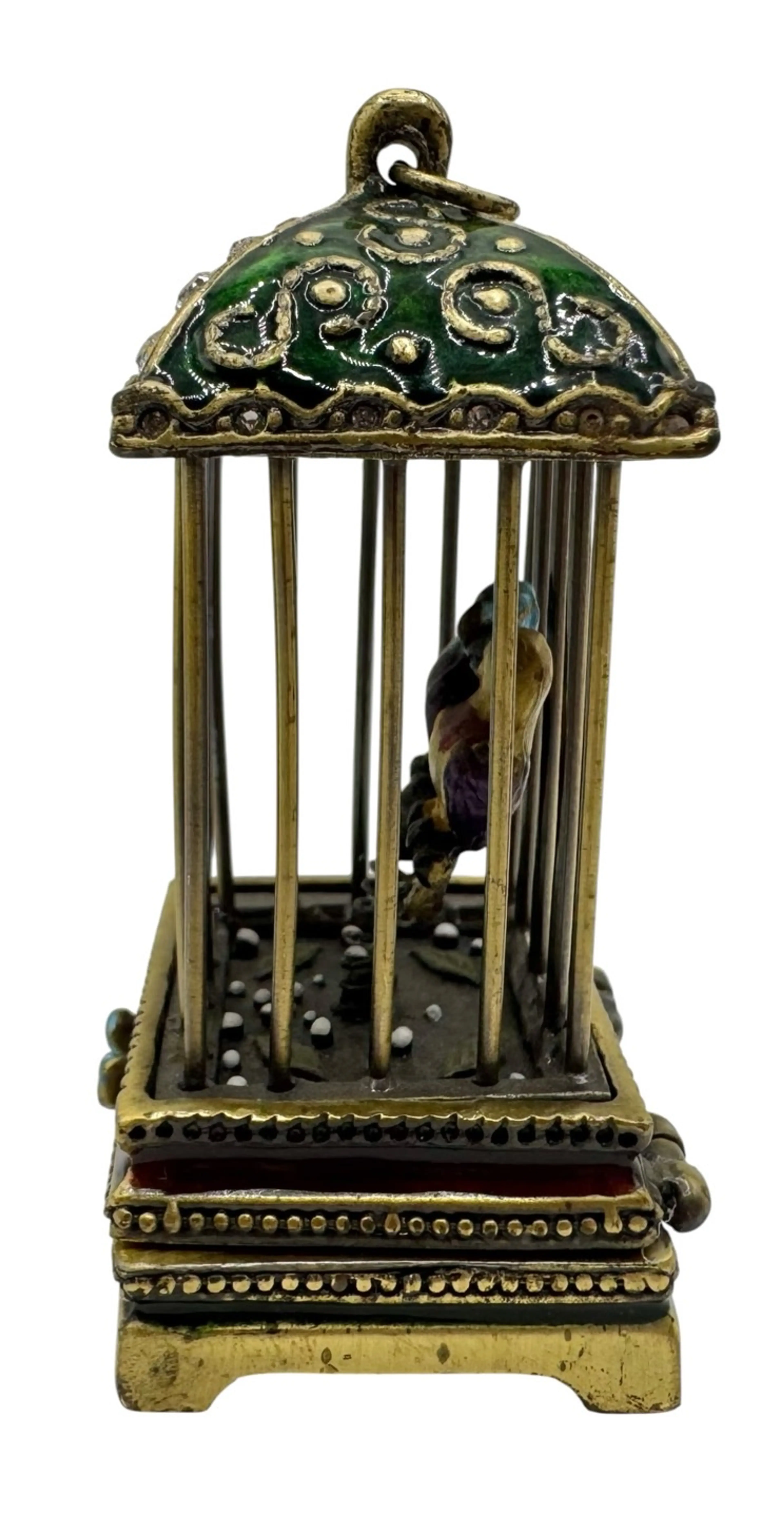 Image 3 of 8