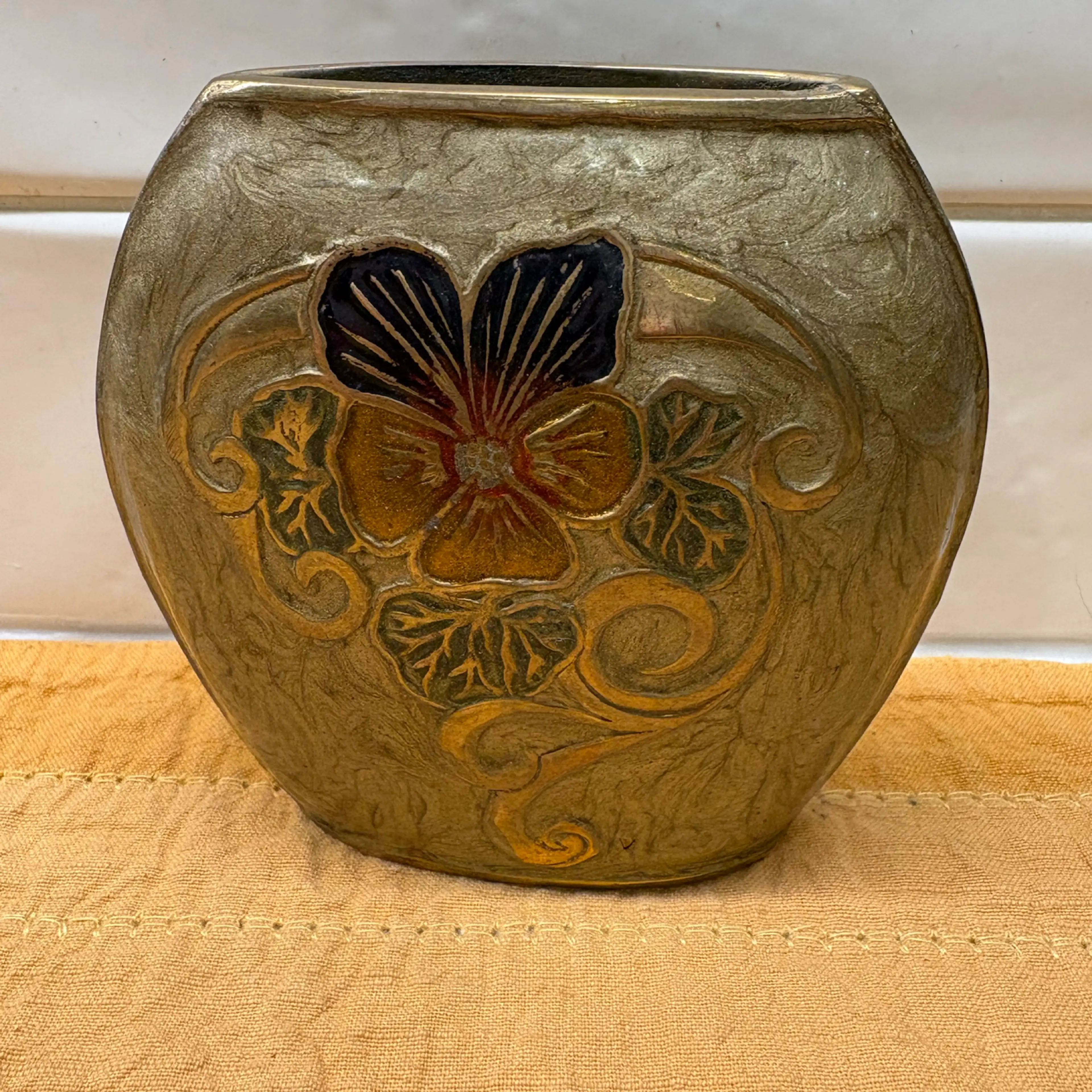 Image 1 of 7