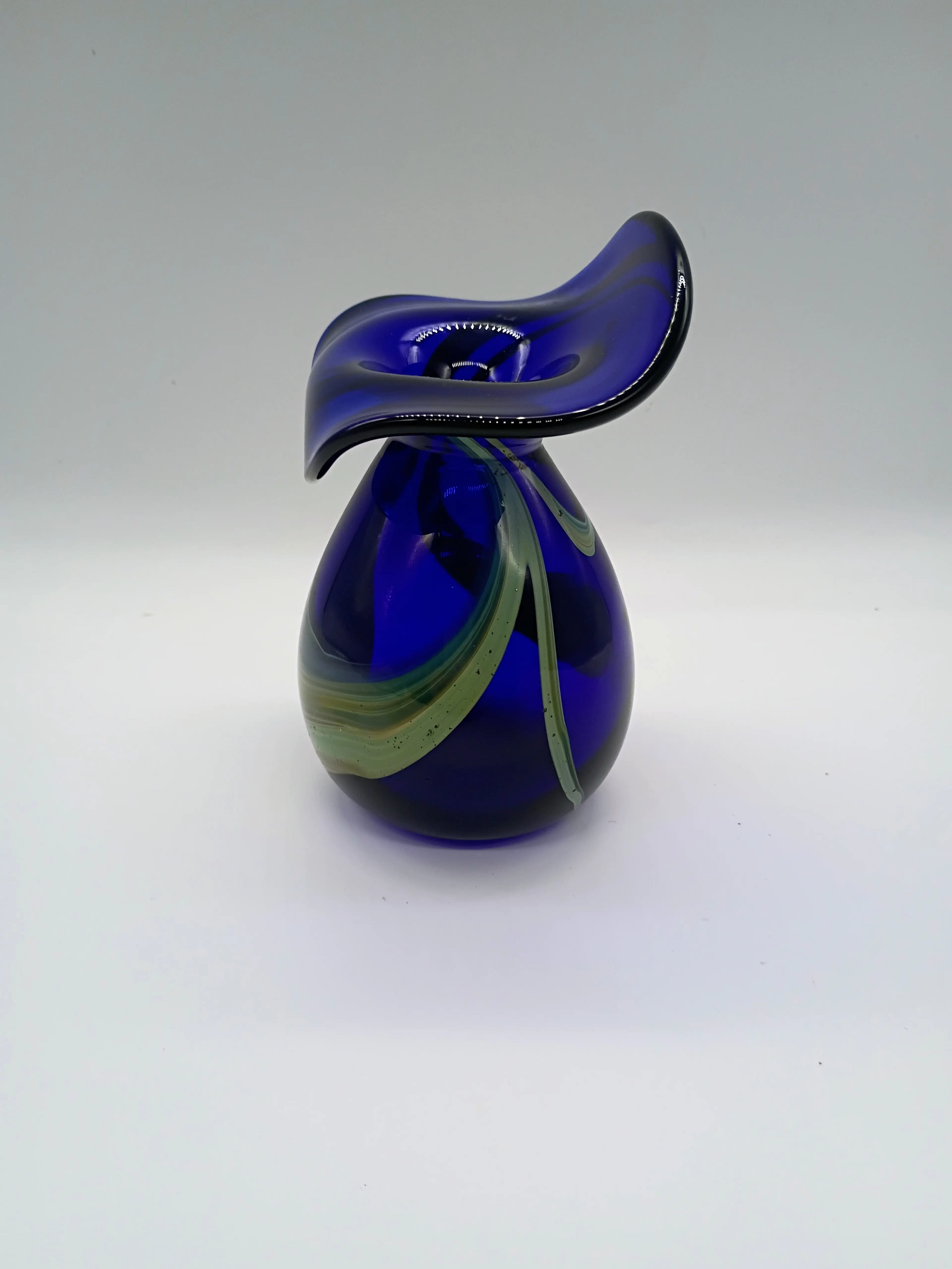 Image 4 of 5