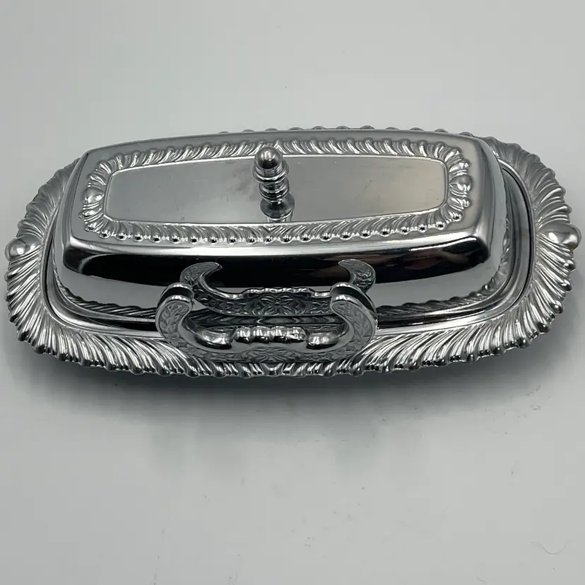 Irvinware Silver Plate Butter Dish With Knife Rest