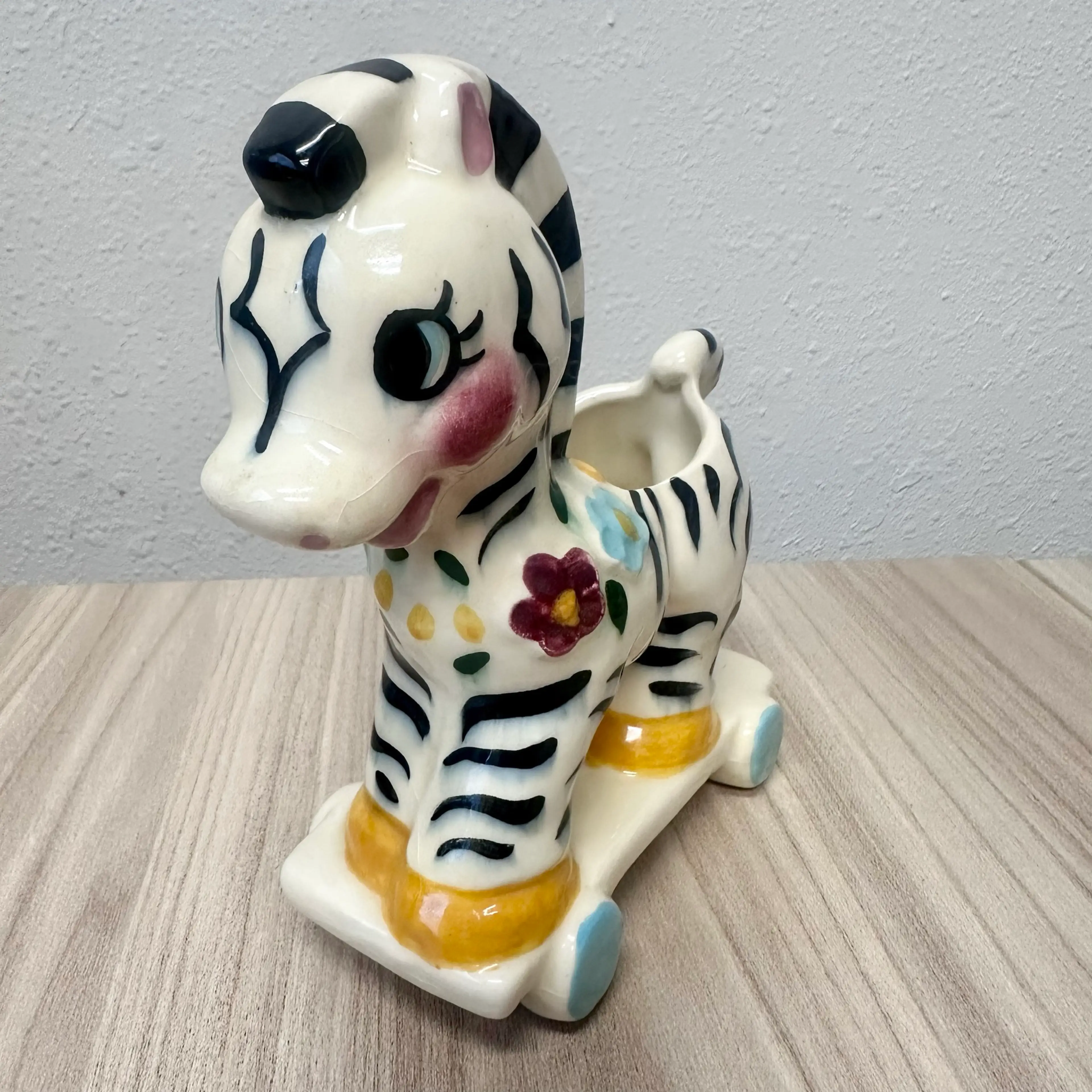 Image 2 of 18
