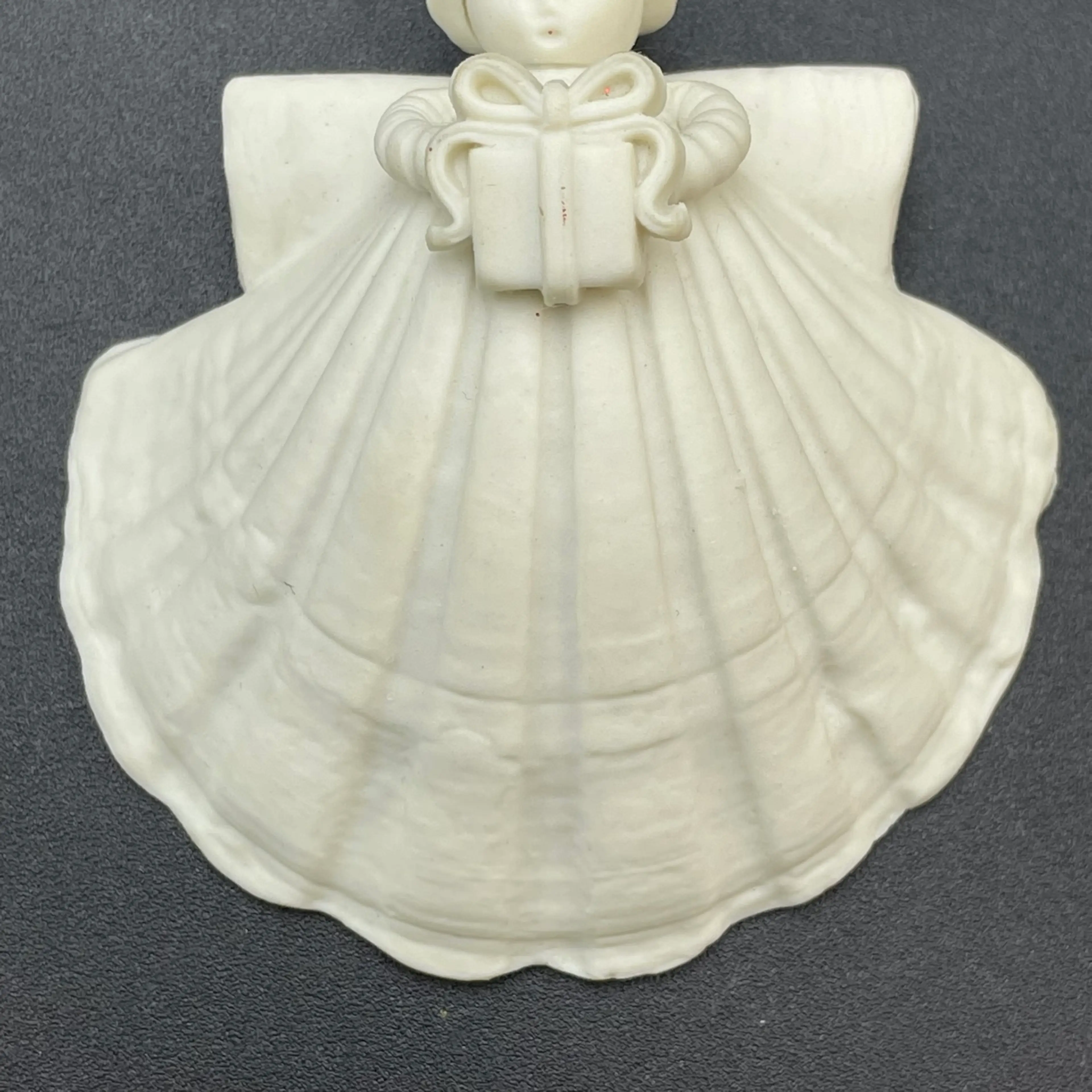 Image 4 of 12