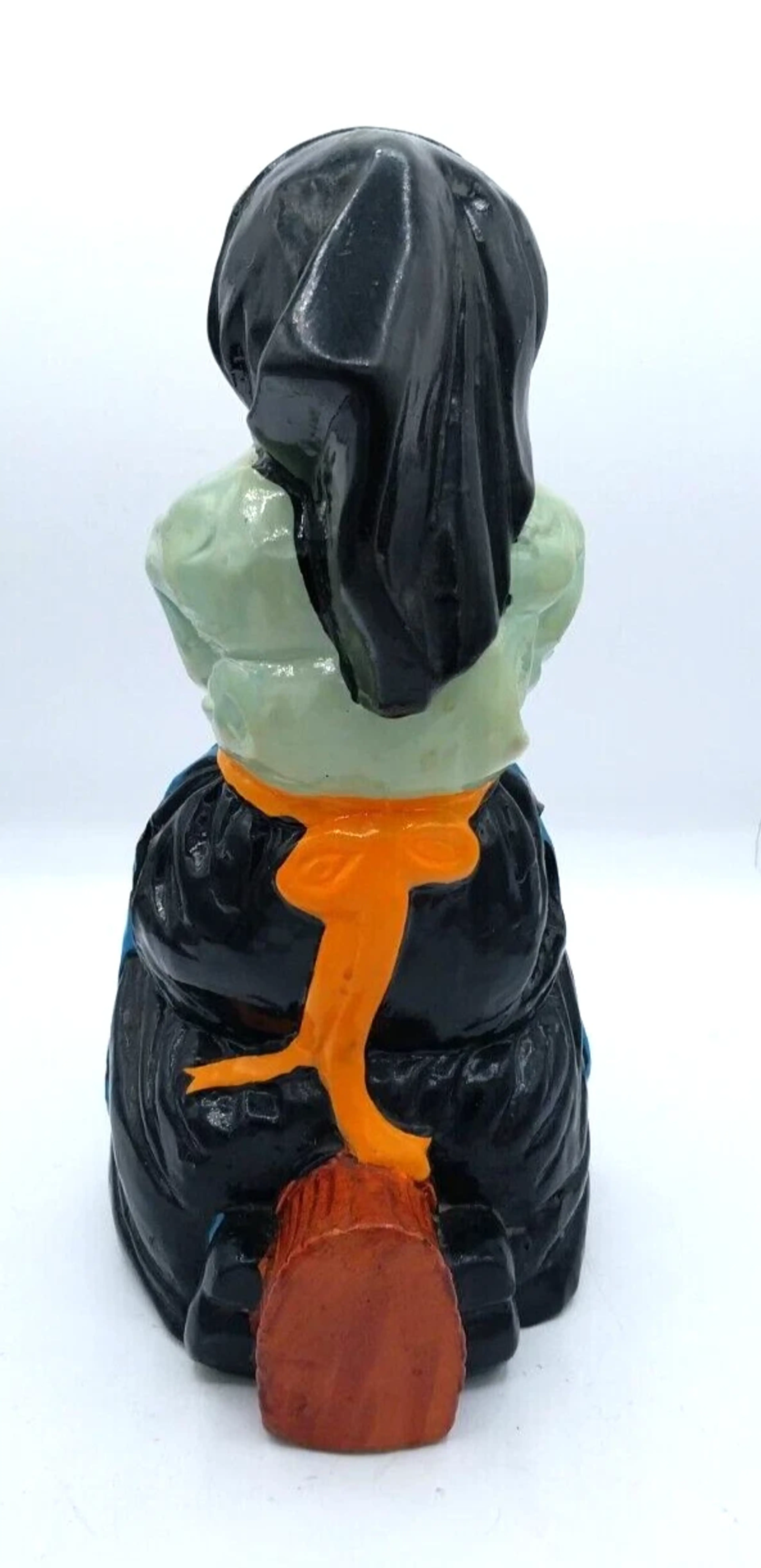 Image 4 of 7