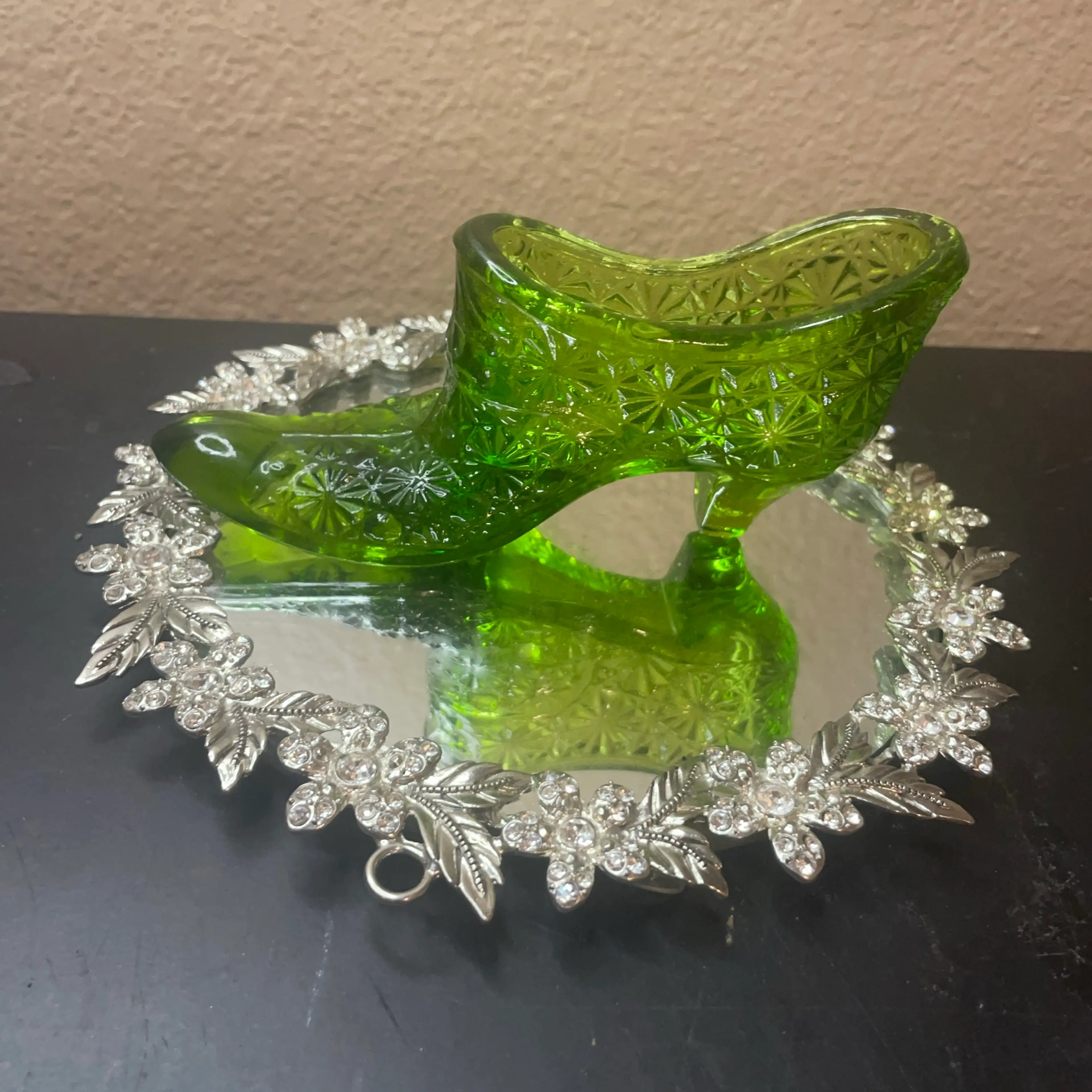 Image 3 of 4