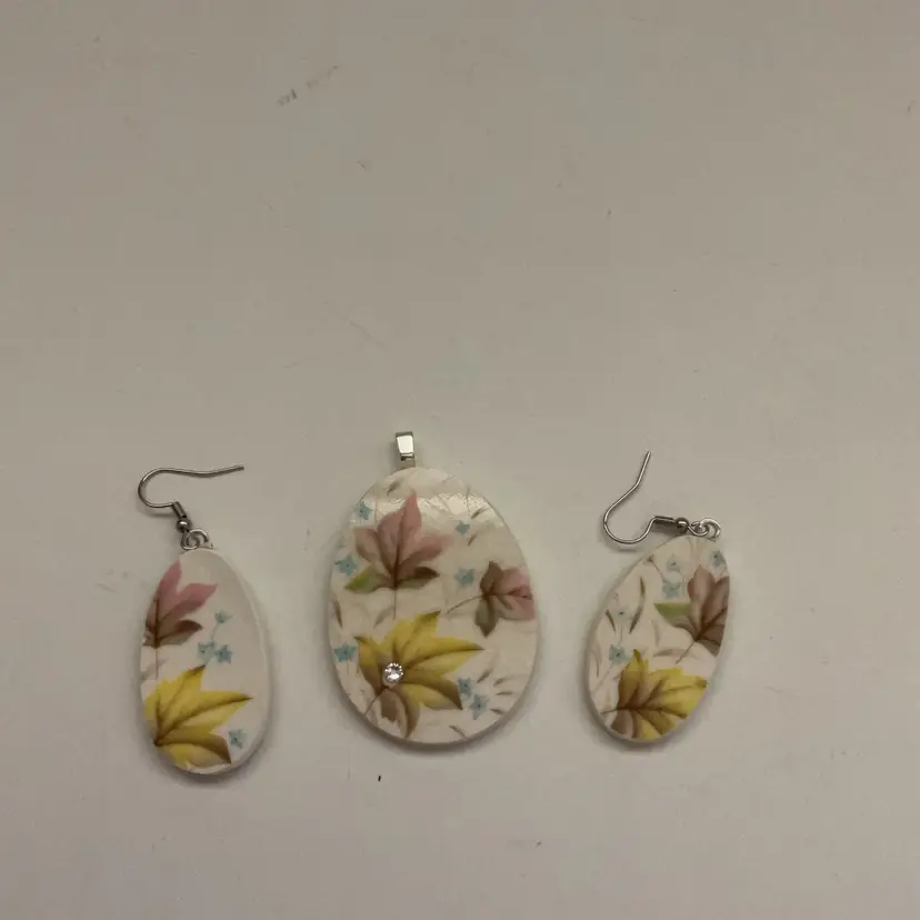 Broken Teacup Leaf Jewelry Set Made By Me