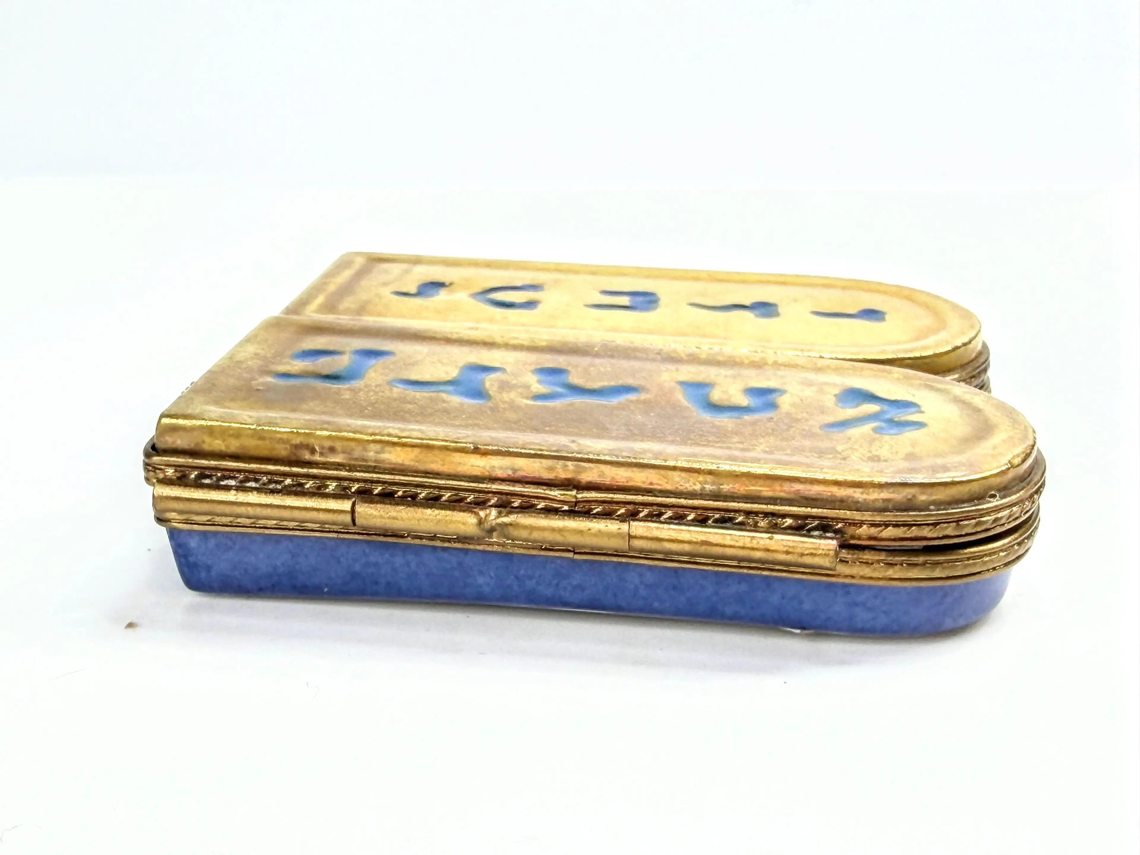 Image 5 of 7