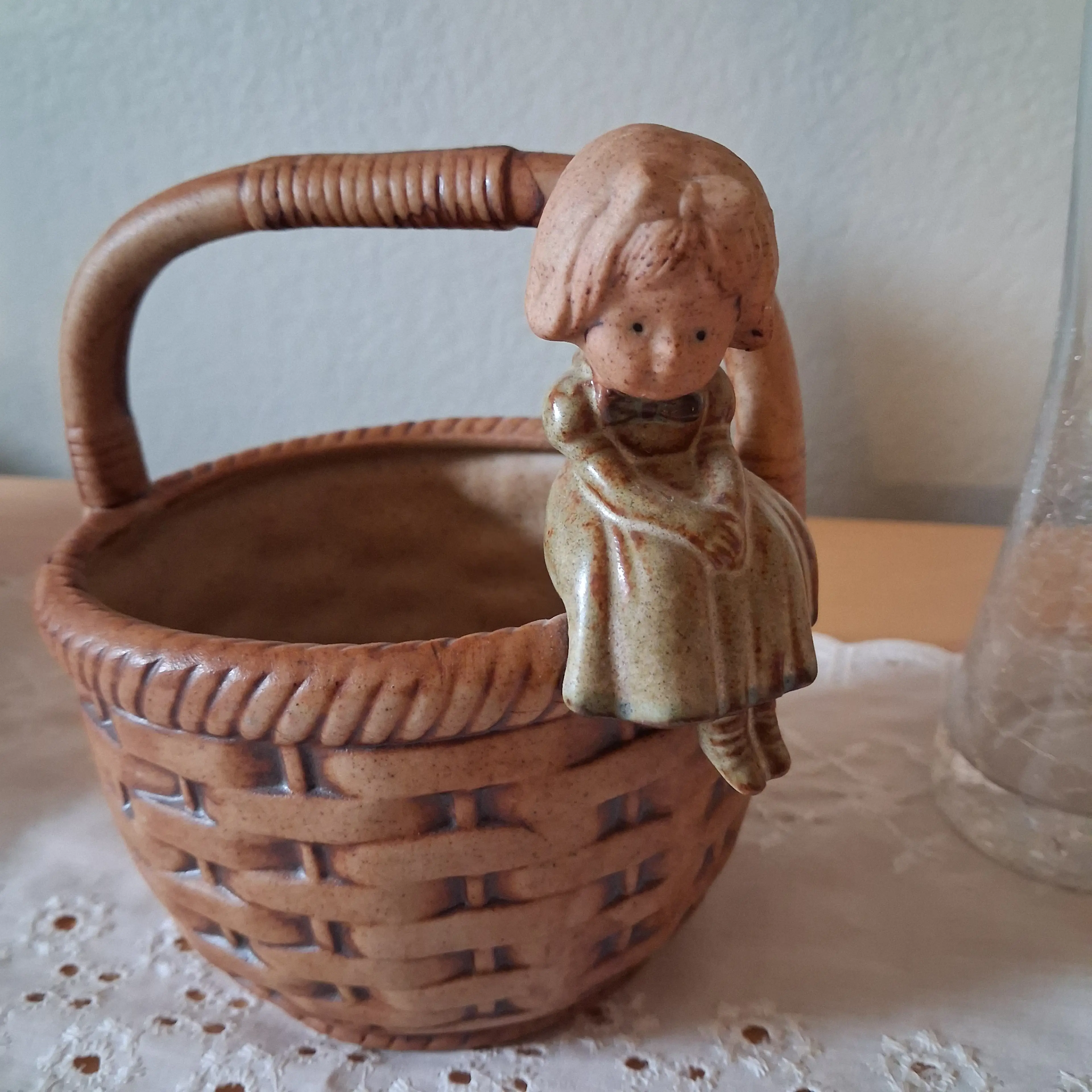 Image 2 of 7
