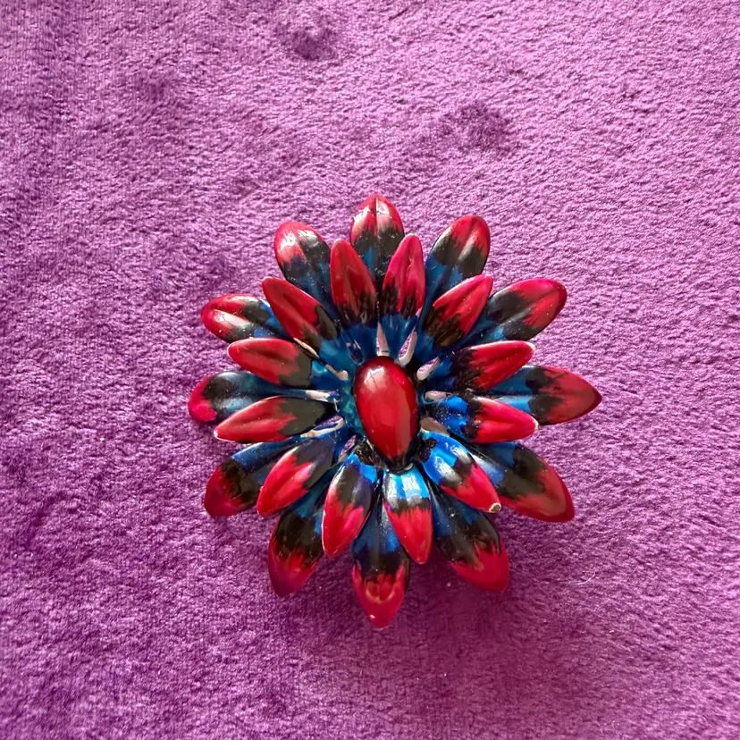 Vintage Flower Brooch