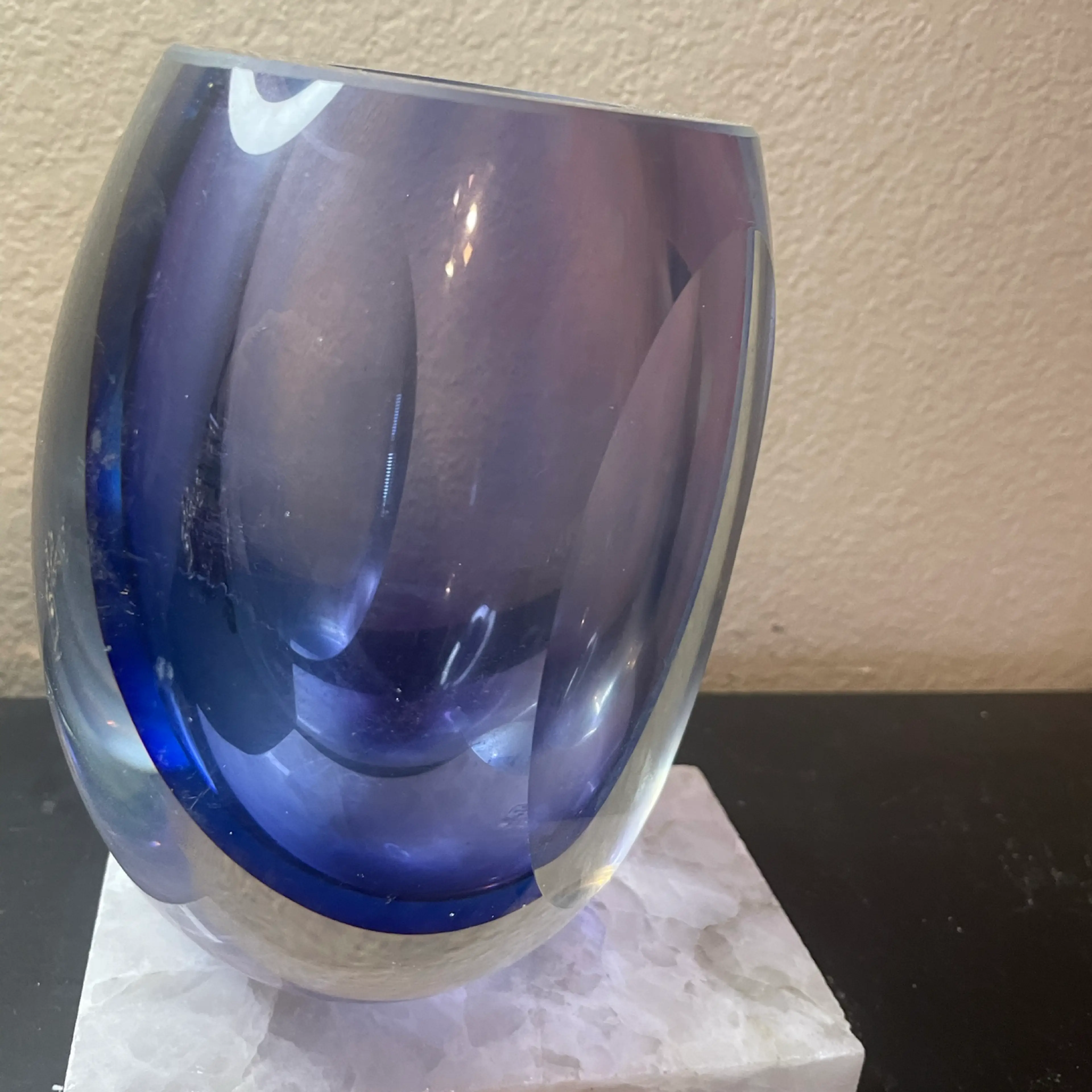 Image 4 of 6
