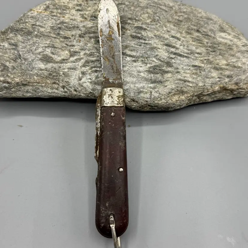 Vintage Colonial Folding Pocket Knife with Ring