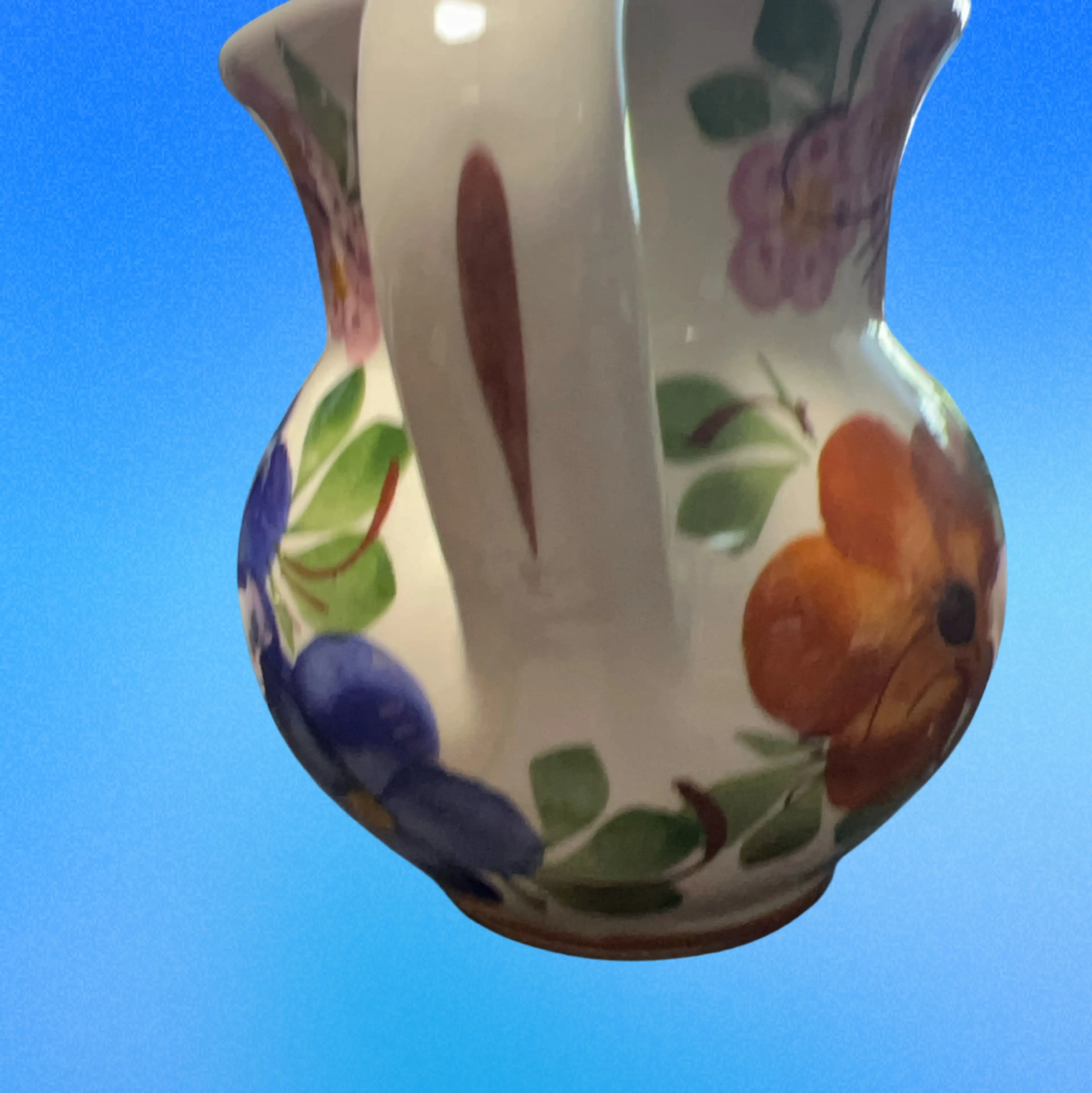 Image 4 of 8