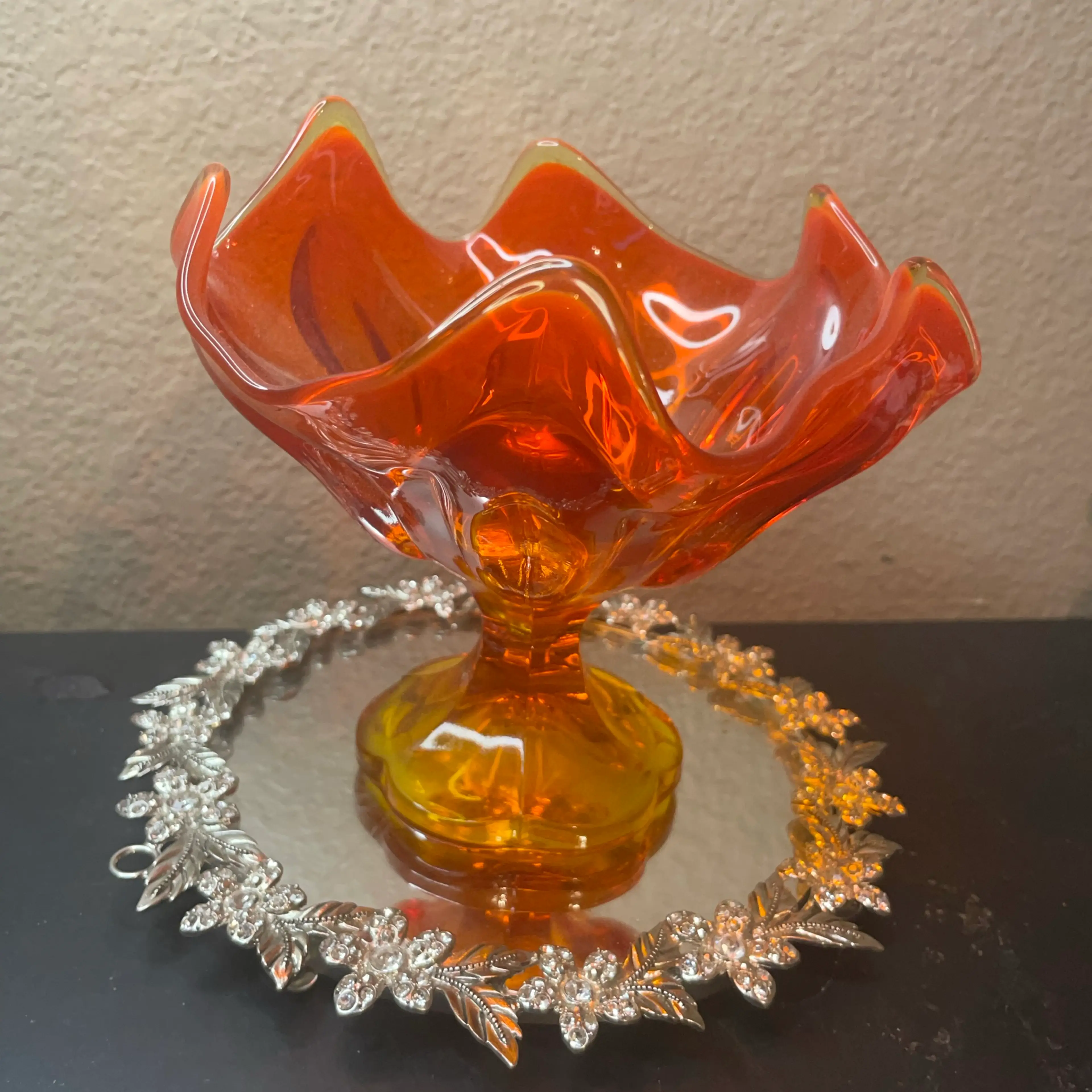 Image 2 of 7