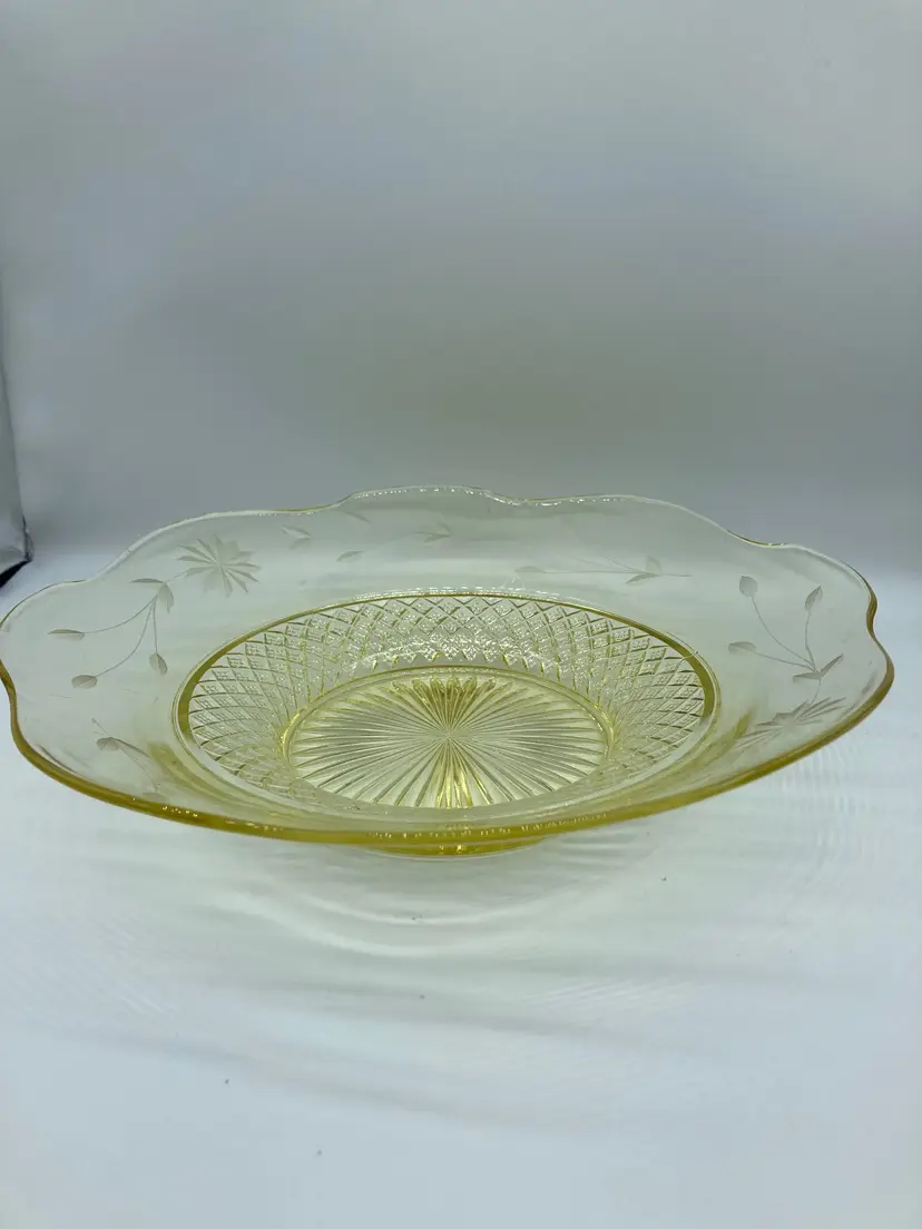 Lancaster Glass Company Line #382 “Amy” Topaz Depression Glass 10.5” Bowl – Diamonds / Panel Pattern