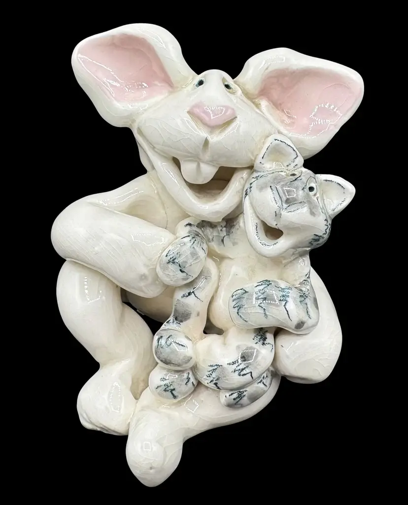 Signed Robin Russell Vintage Art Pottery Figurine Bunny Rabbit Kitty Cat 3.5”