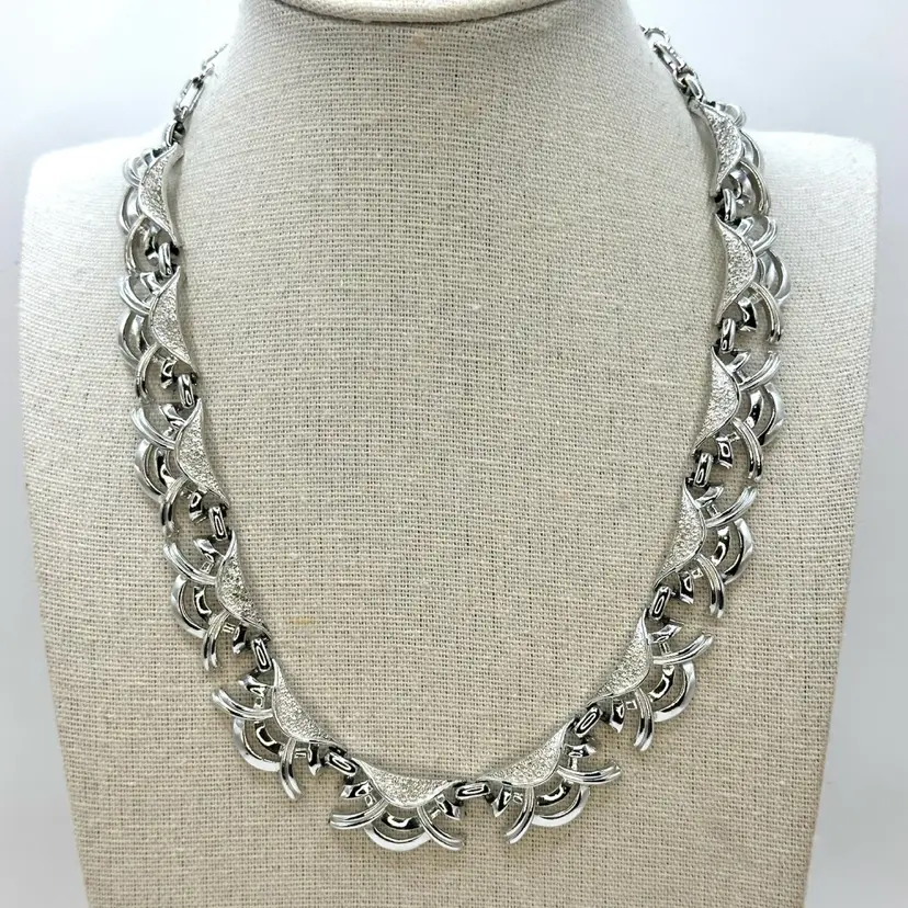 Coro Silver-tone Necklace