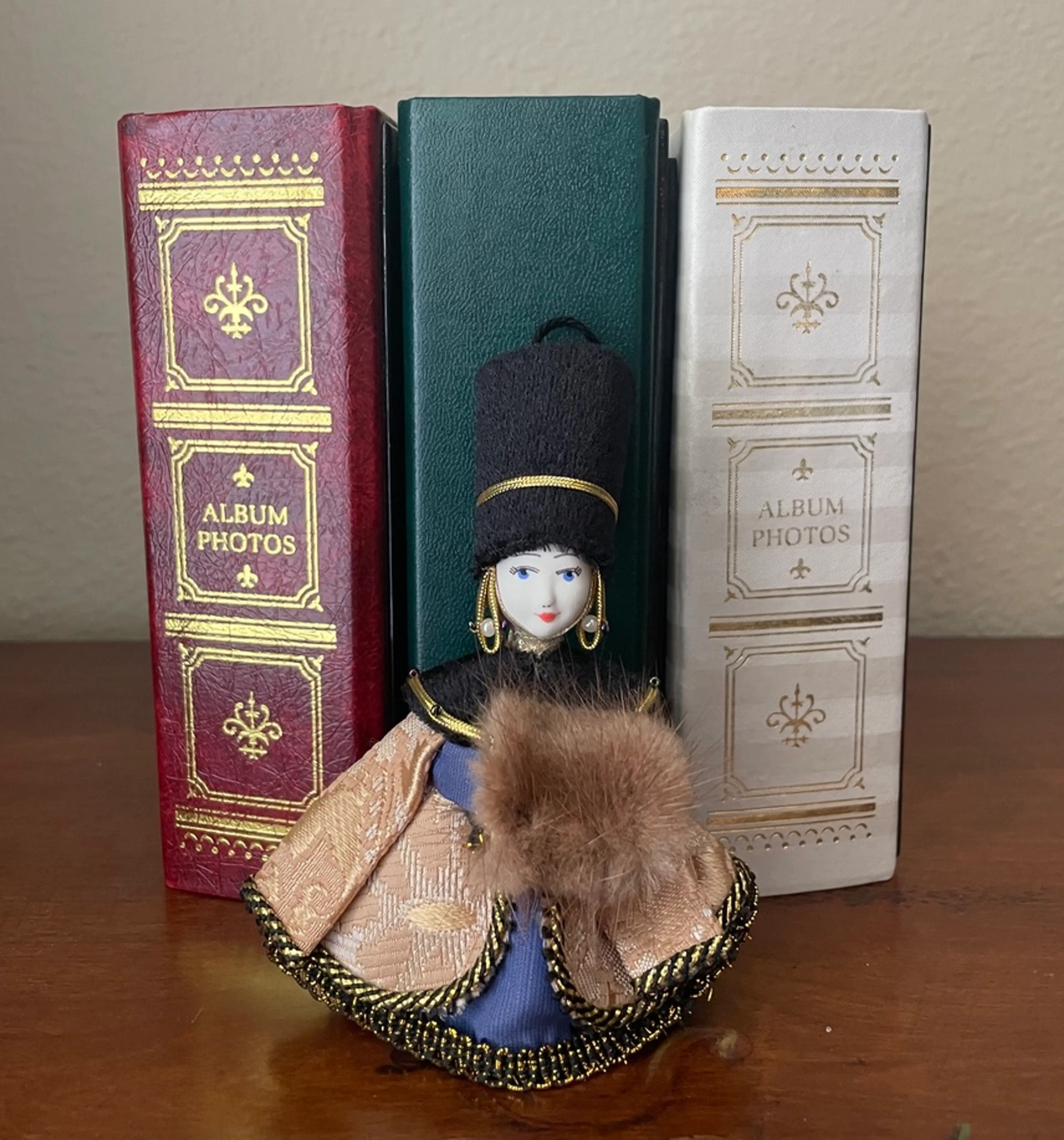Image 4 of 12