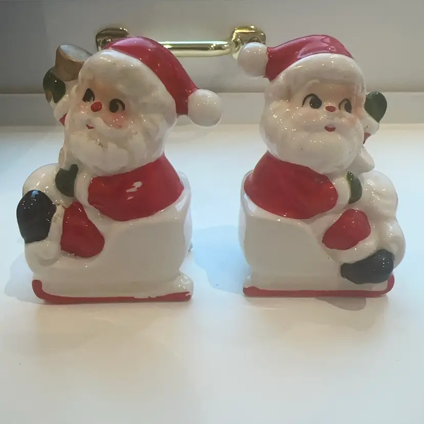 Norcrest Pair Santa Salt & Pepper Shakers