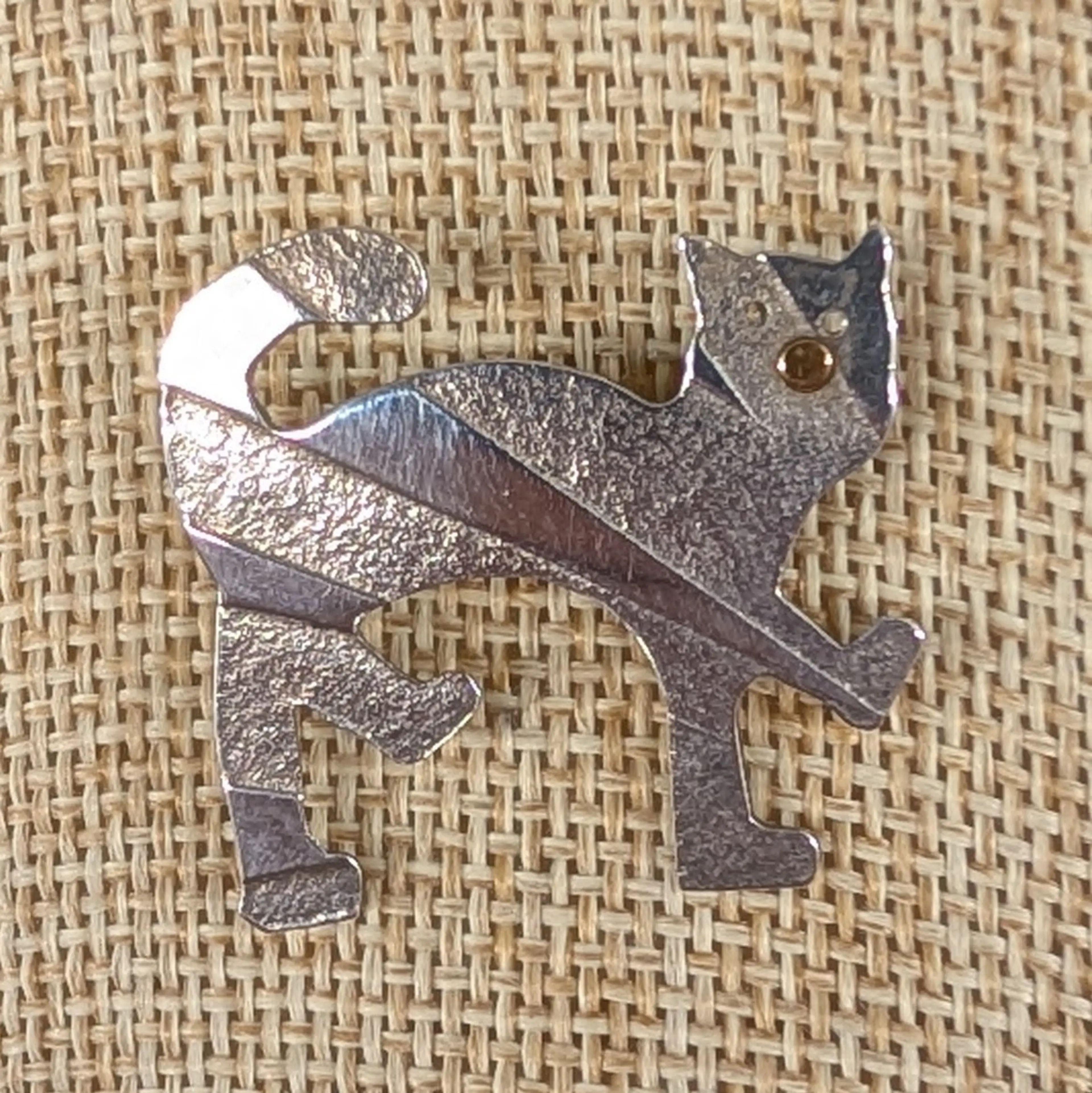 Image 3 of 10