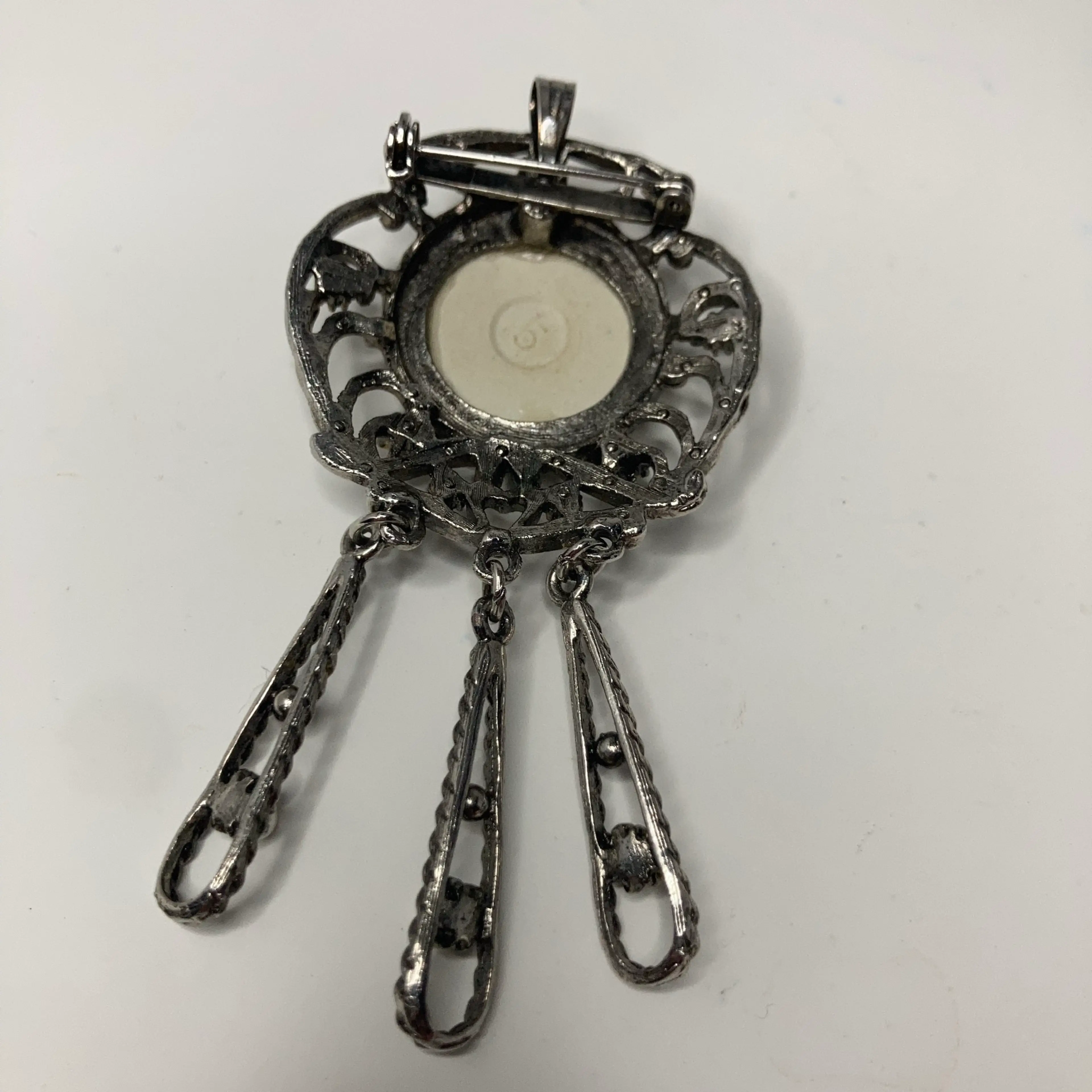 Image 3 of 6