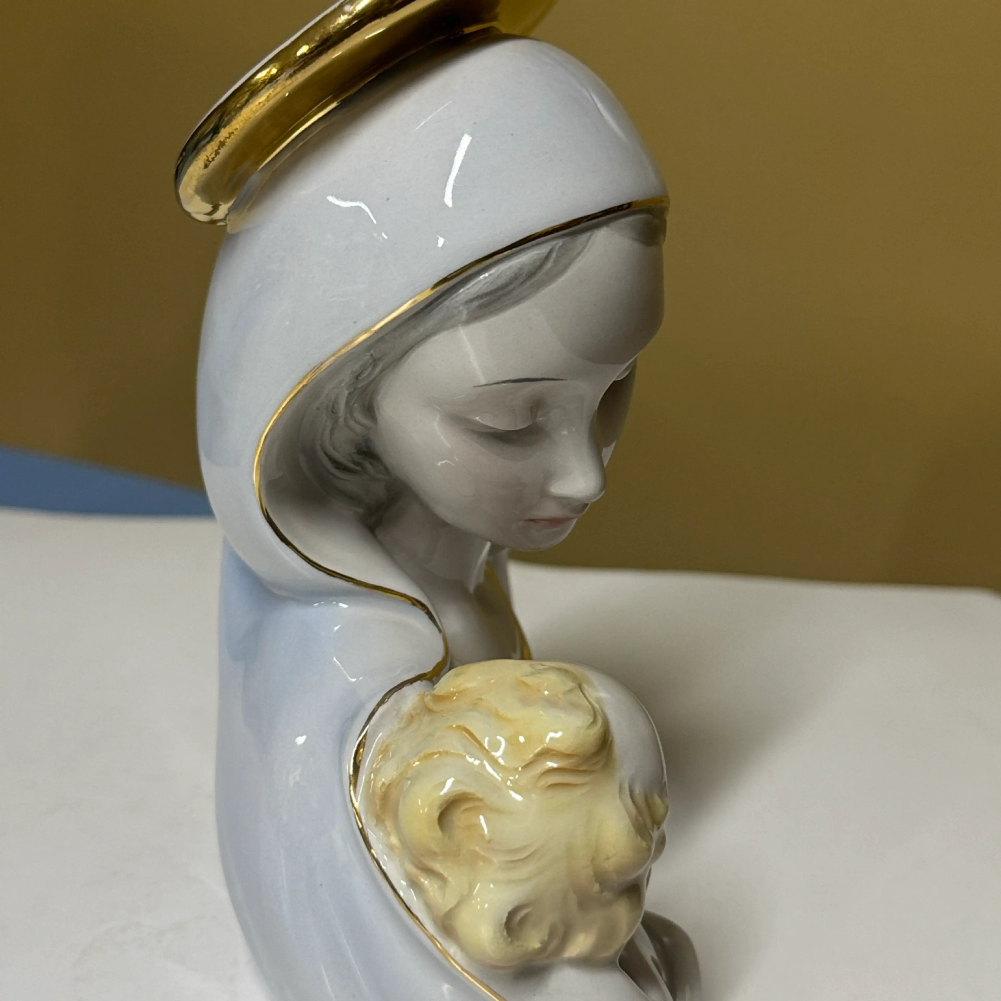Image 4 of 10