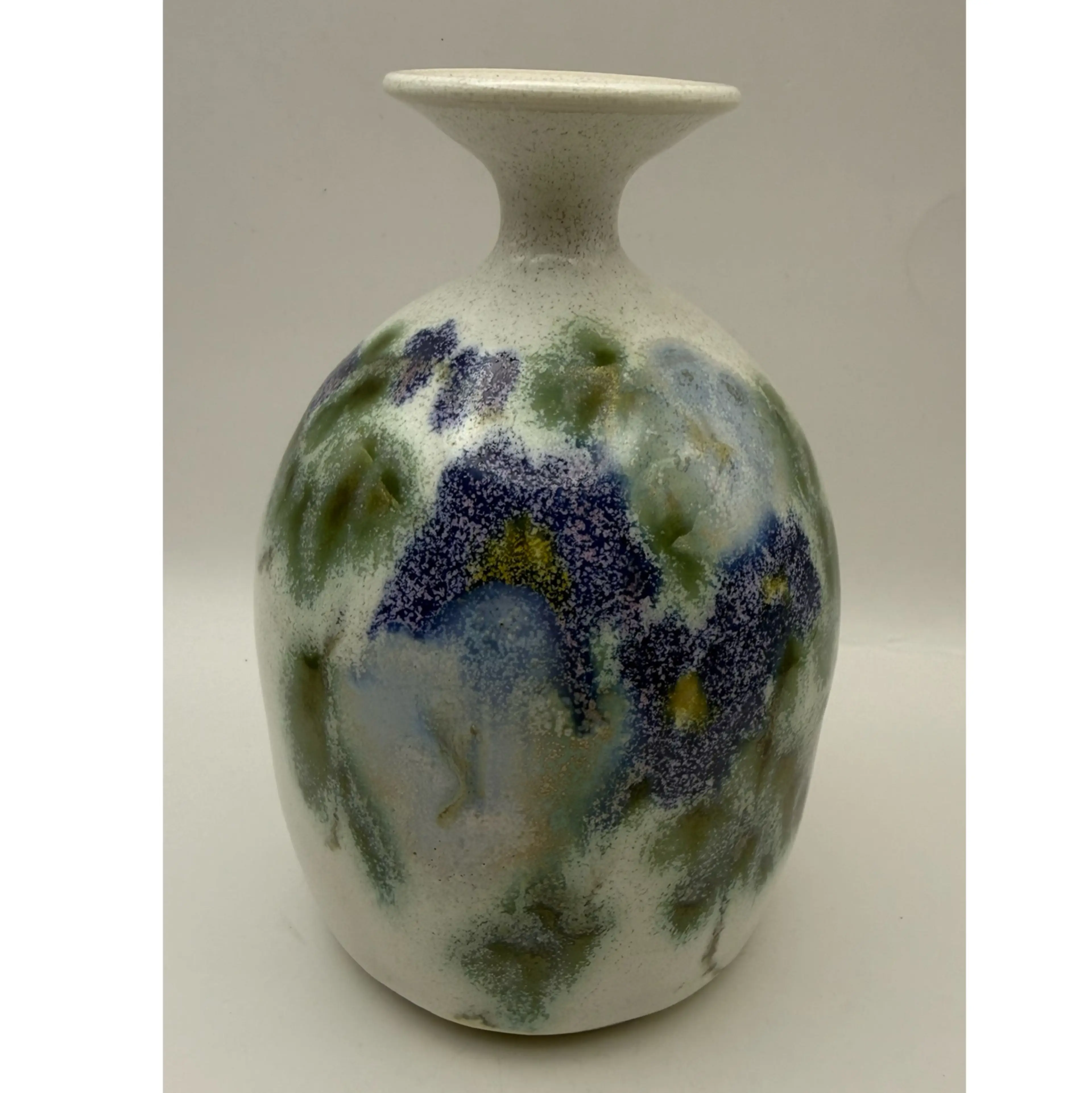 Image 1 of 7