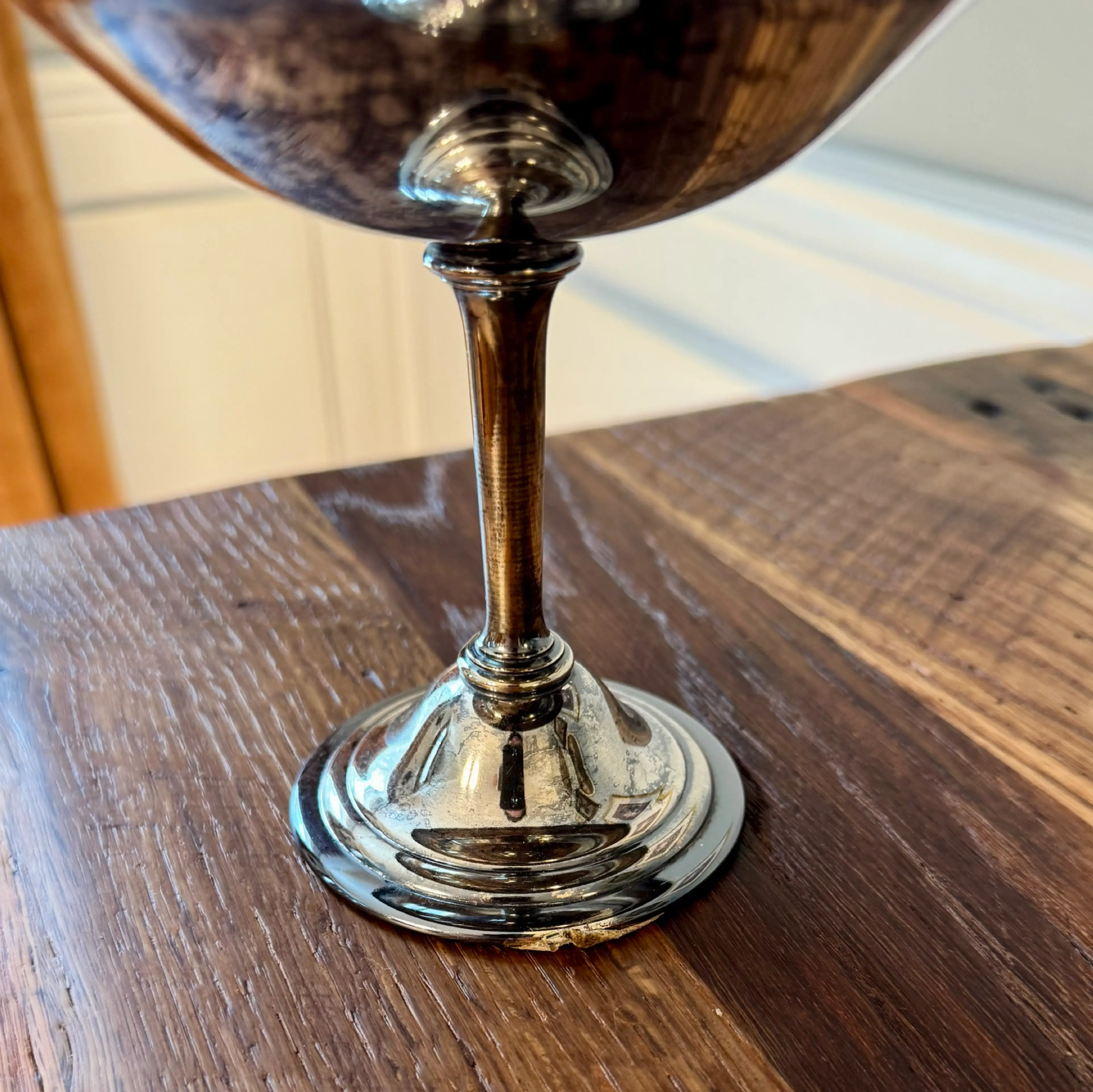 Image 2 of 8