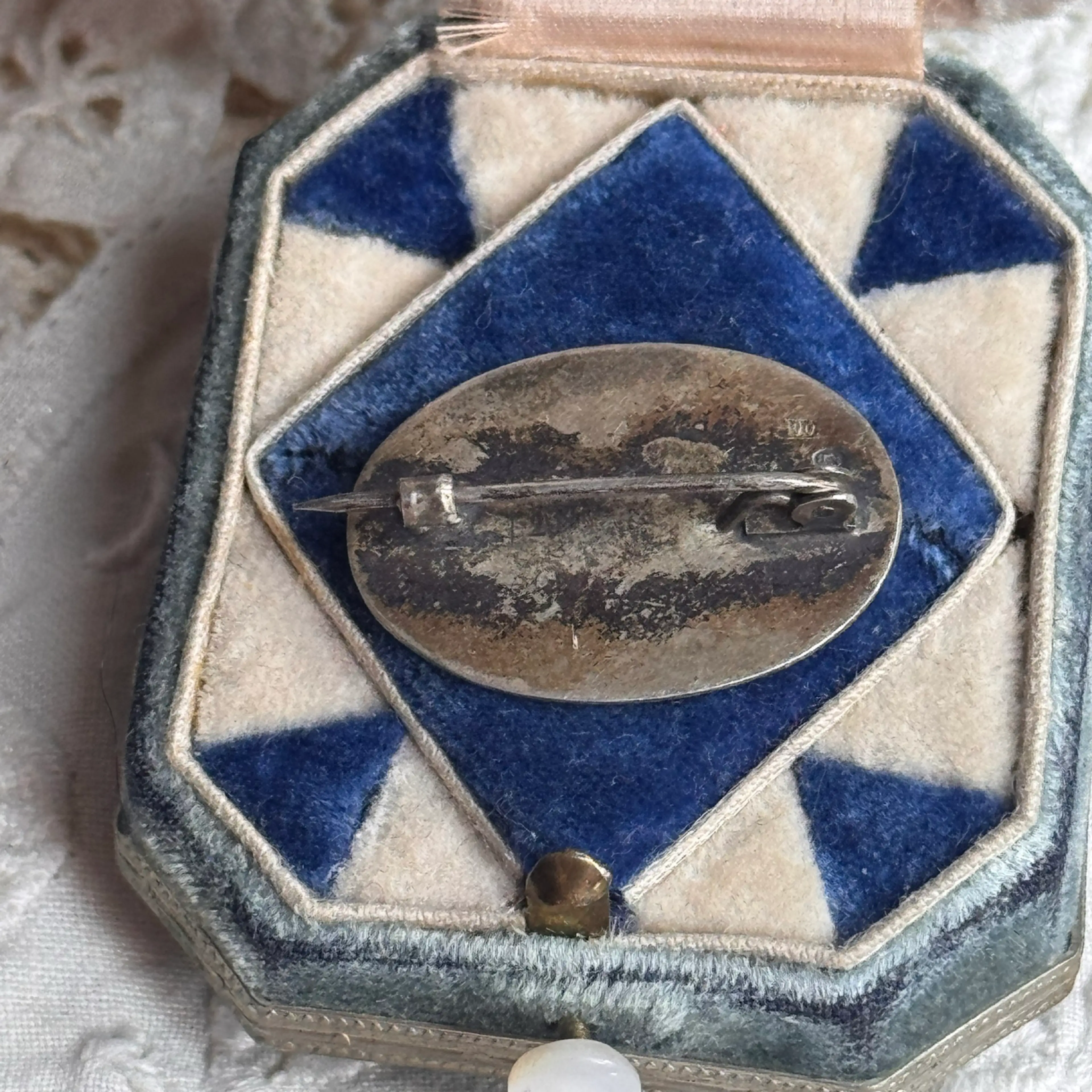 Image 2 of 2