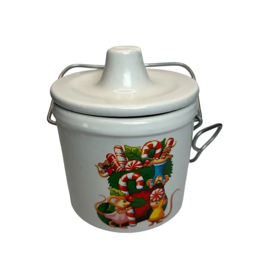 Cheddar Cheese Crock With Christmas Scene Minor Chip On Lid No Casket 5”