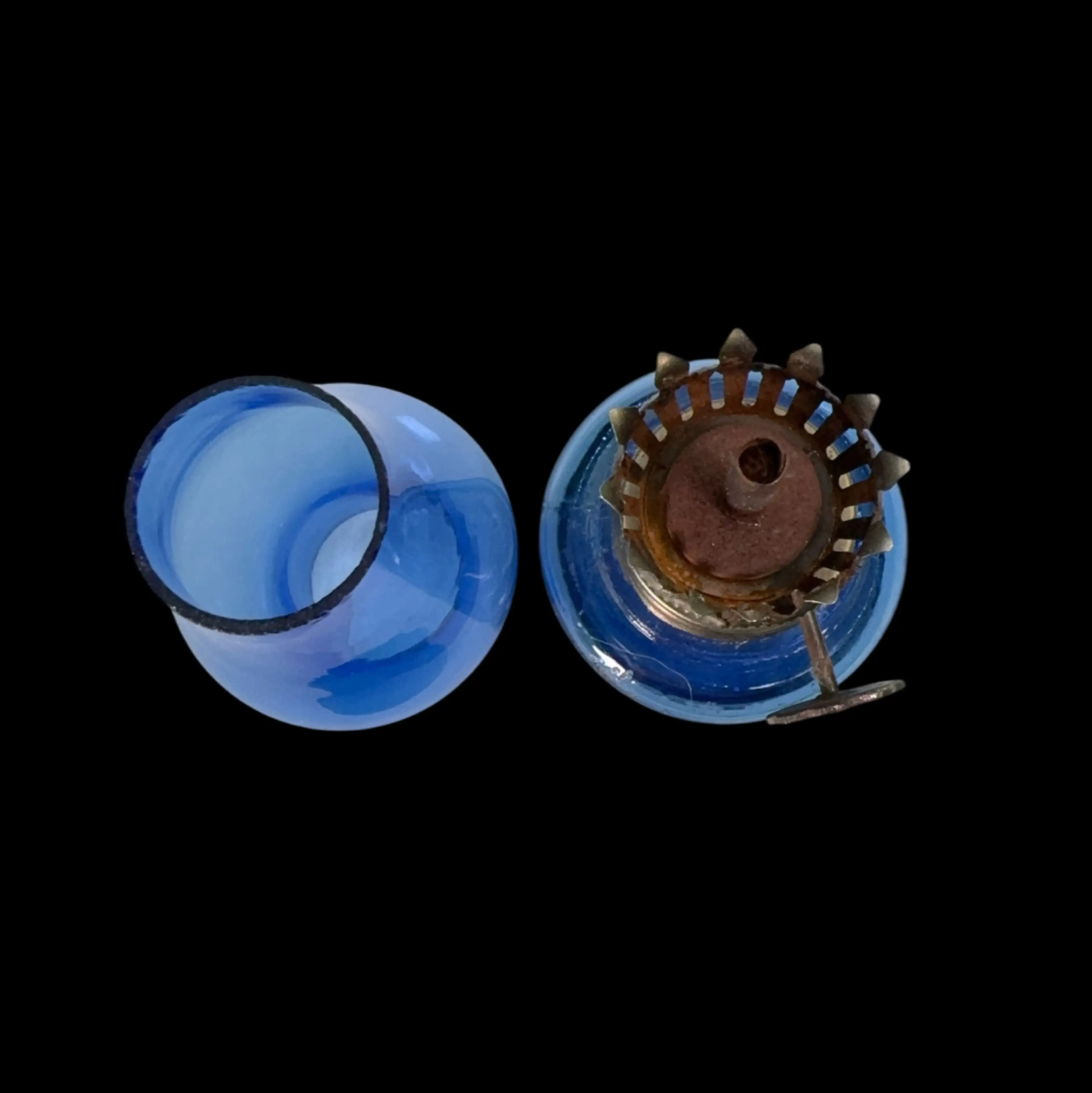 Image 2 of 4