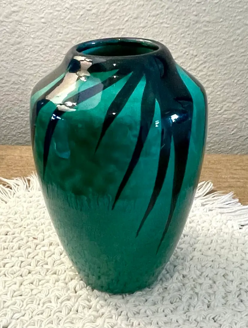 Vintage 1934 Gouda Art Pottery Vase 6” Green Tautu Pattern Art Deco PZH Holland