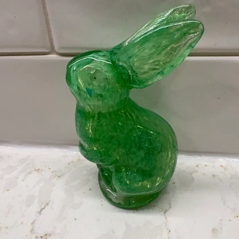 Vtg Hand-Blown Art Glass Green Bunny Rabbit Emerald / Crackle