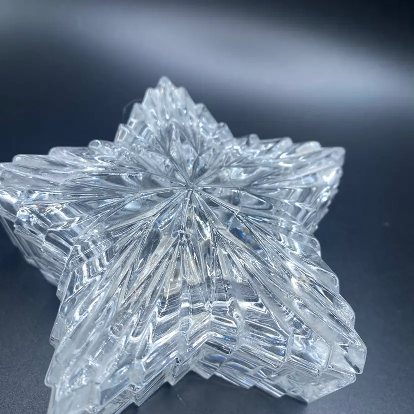 Vintage American Crystal 24% Lead Crystal Star Shaped Trinket Jewelry Box USA