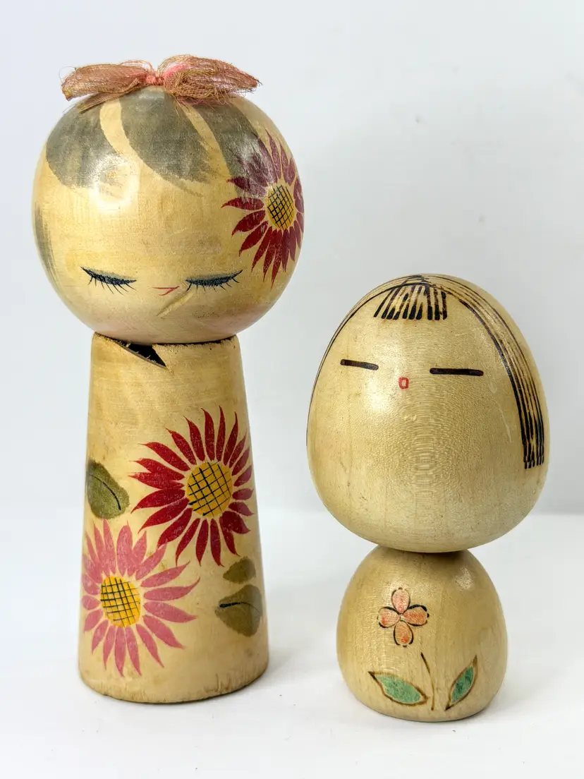 Vintage Japanese Kokeshi Doll Pair Hand Painted Floral Wood Figures A1220