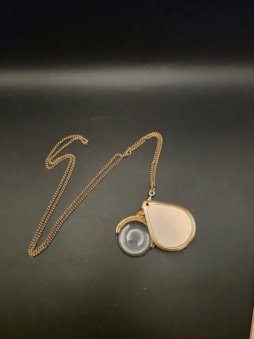 Vintage Folding Magnifine Glass Pendant