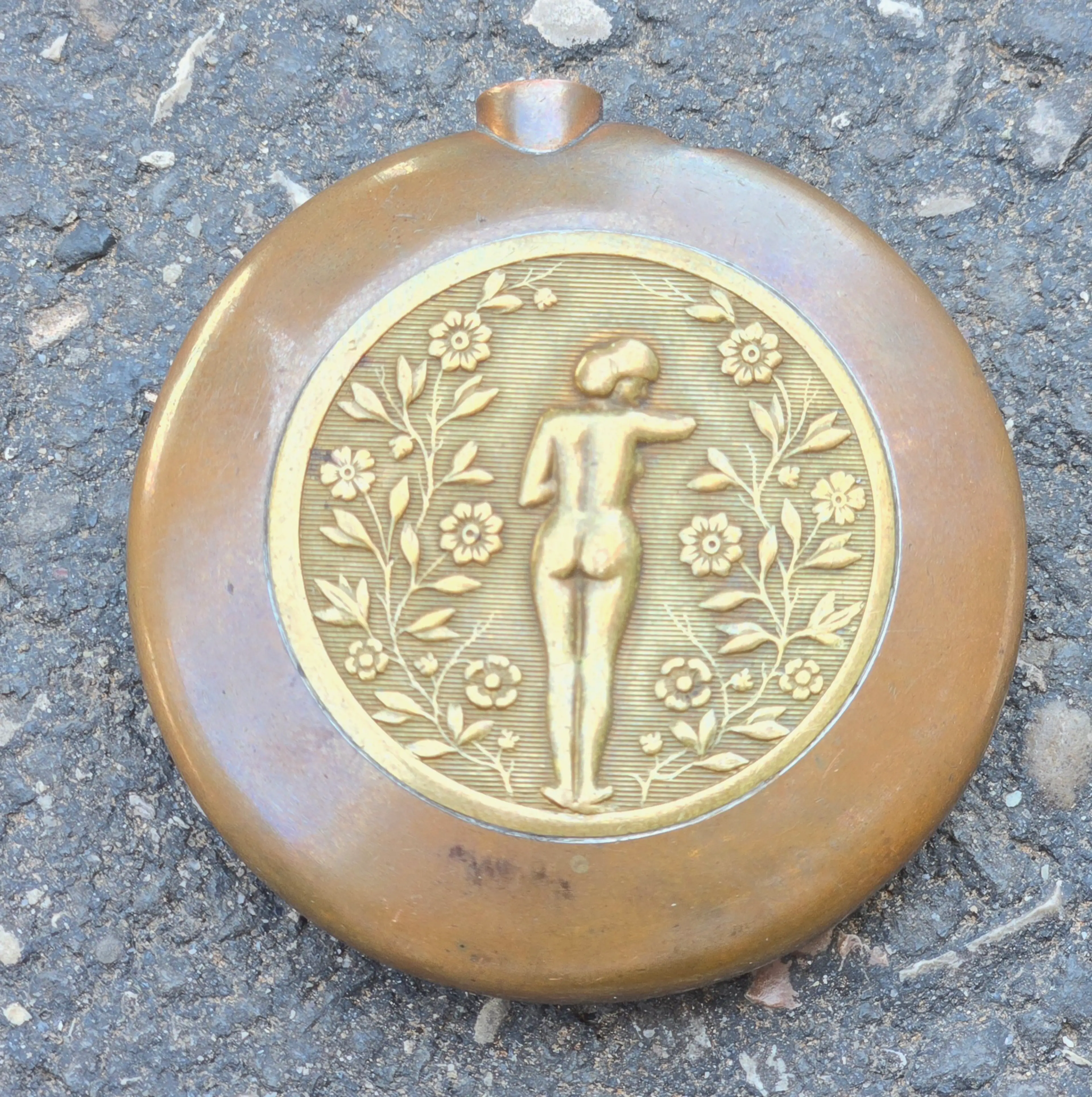 Image 2 of 7