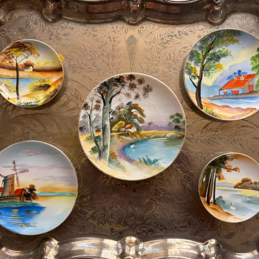🐇Choice: Japanese Hand Painted Hanging Plates