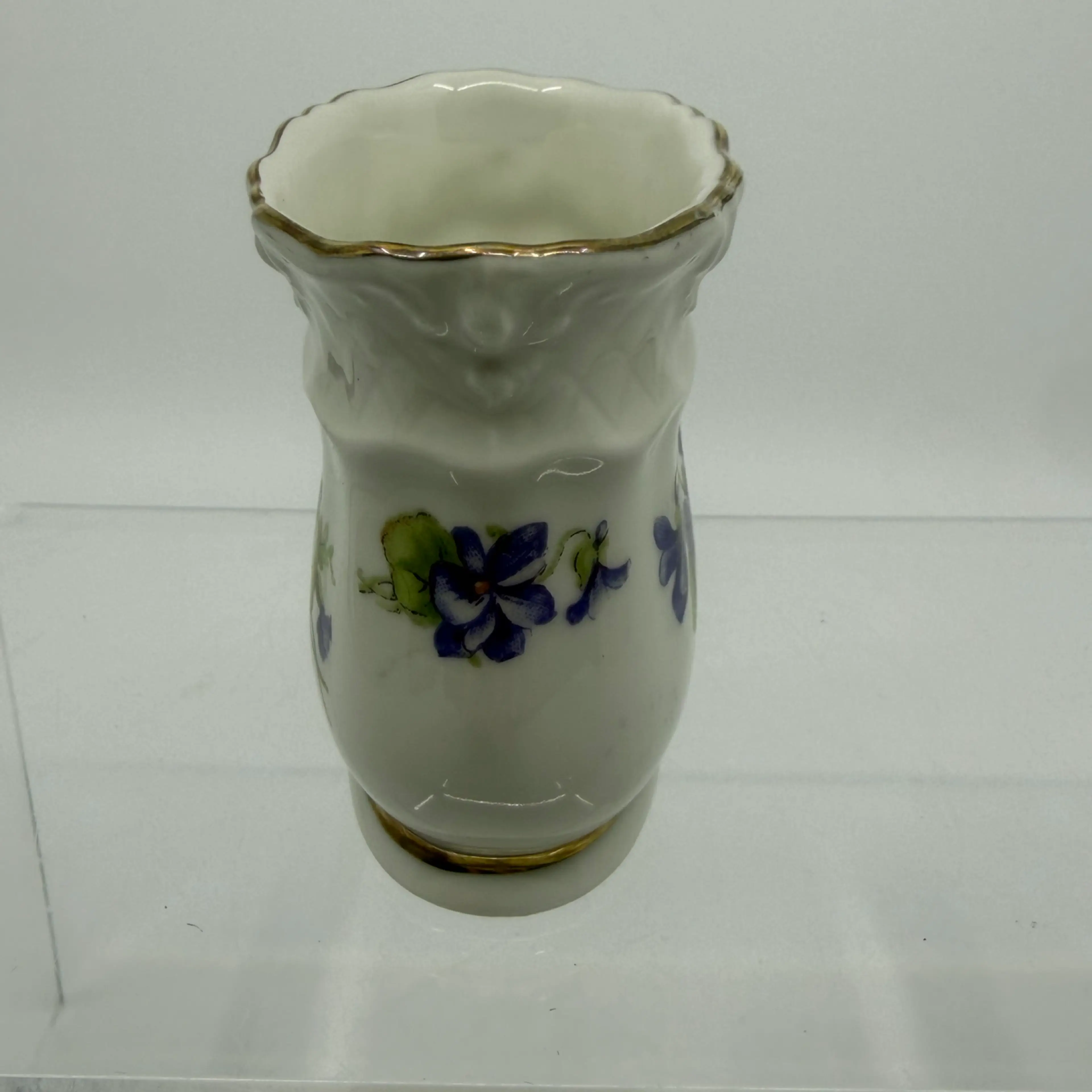 Image 2 of 7