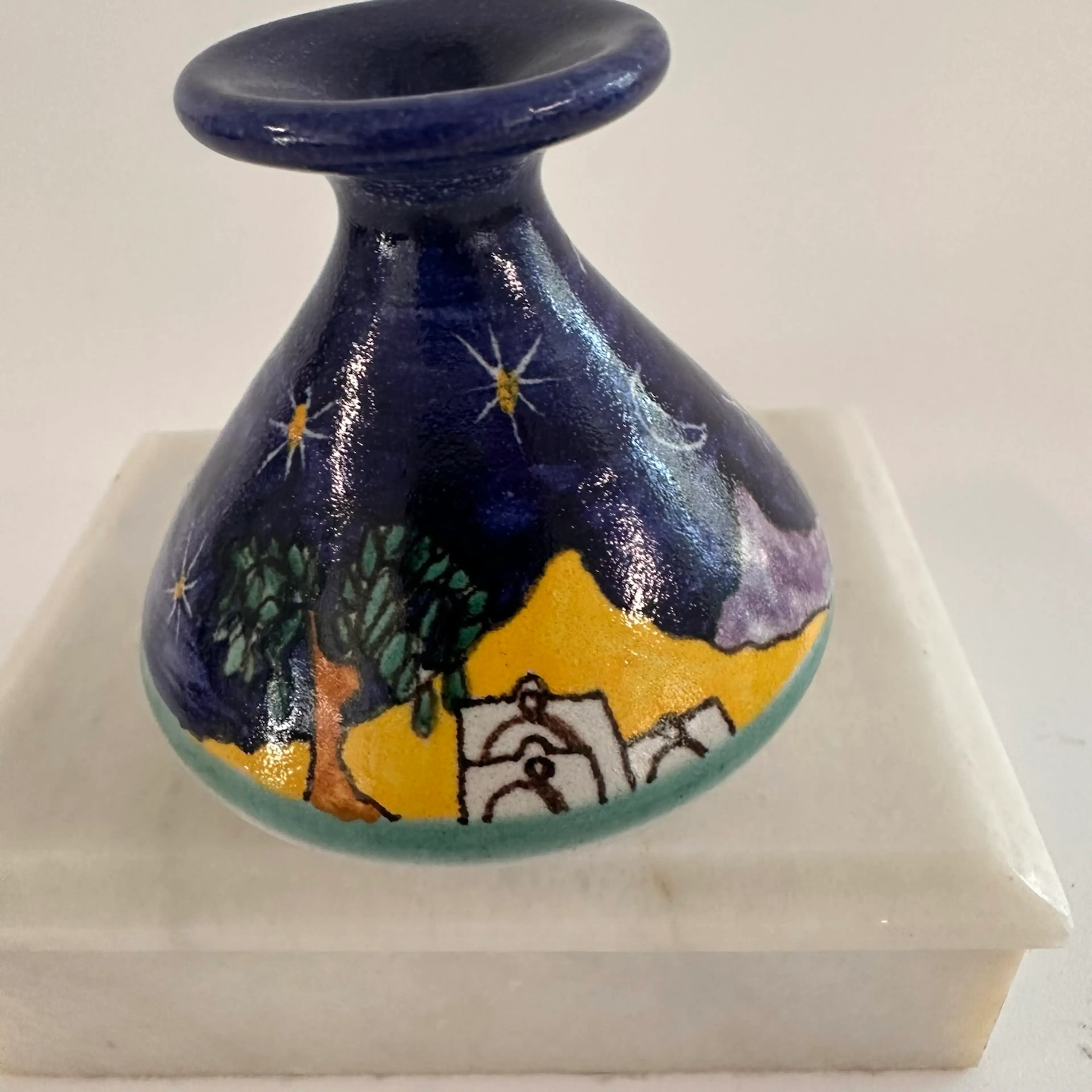 Image 2 of 6