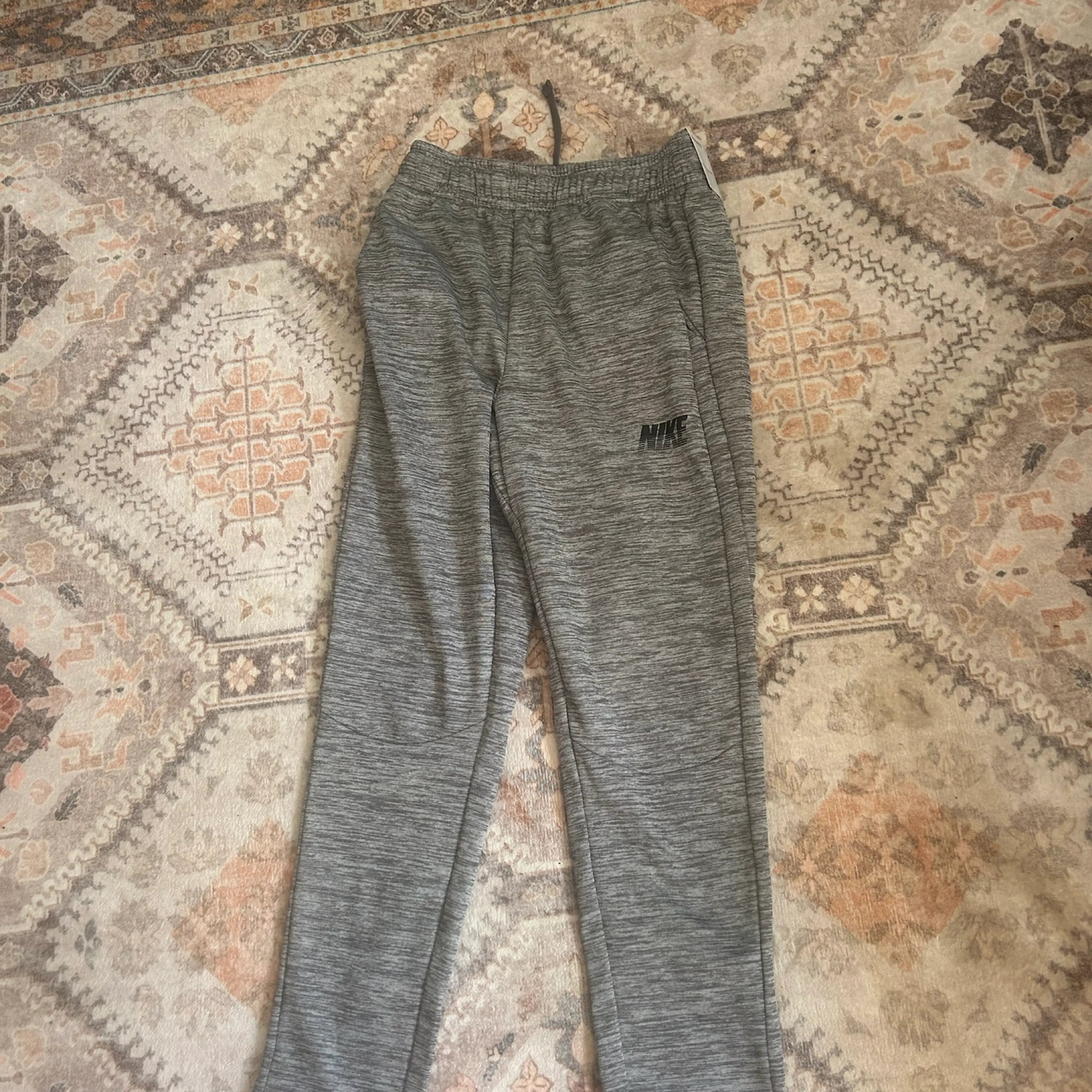 Image 2 of 2