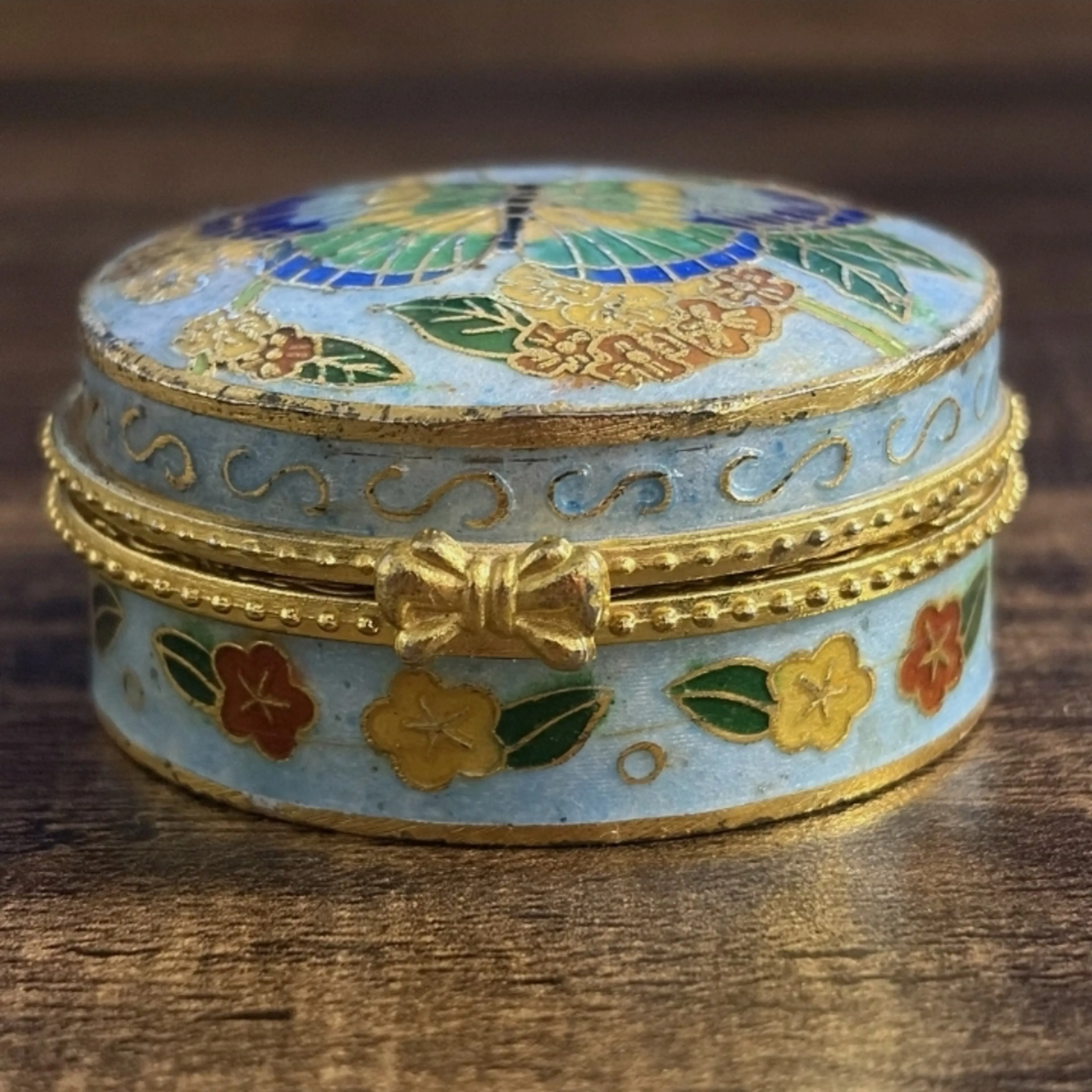 Image 1 of 5